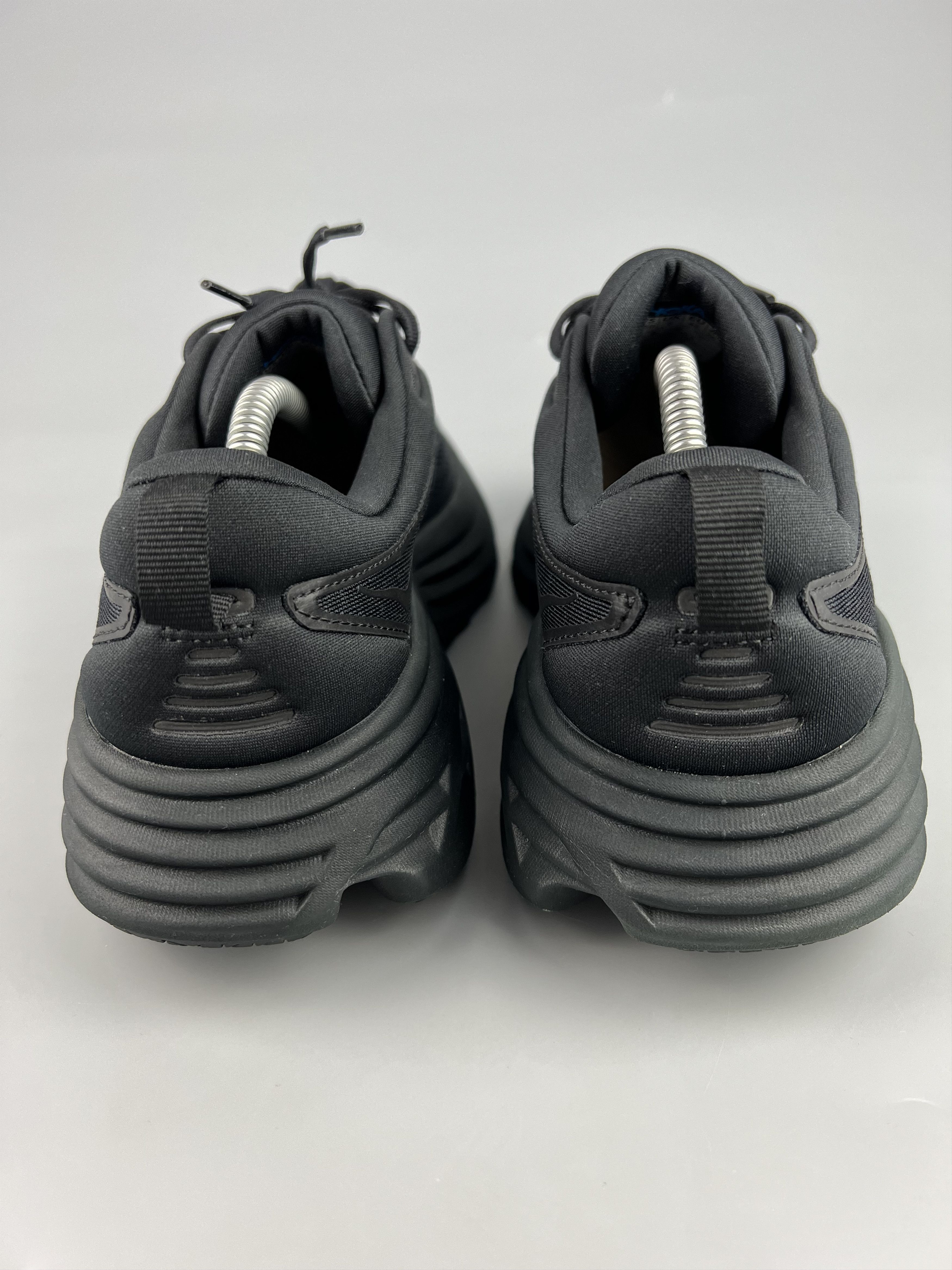 Hoka 9.5B Hoka One One Bondi 8 Running Shoes Walking Gym Size US 9.5 / IT 39.5 - 3 Thumbnail