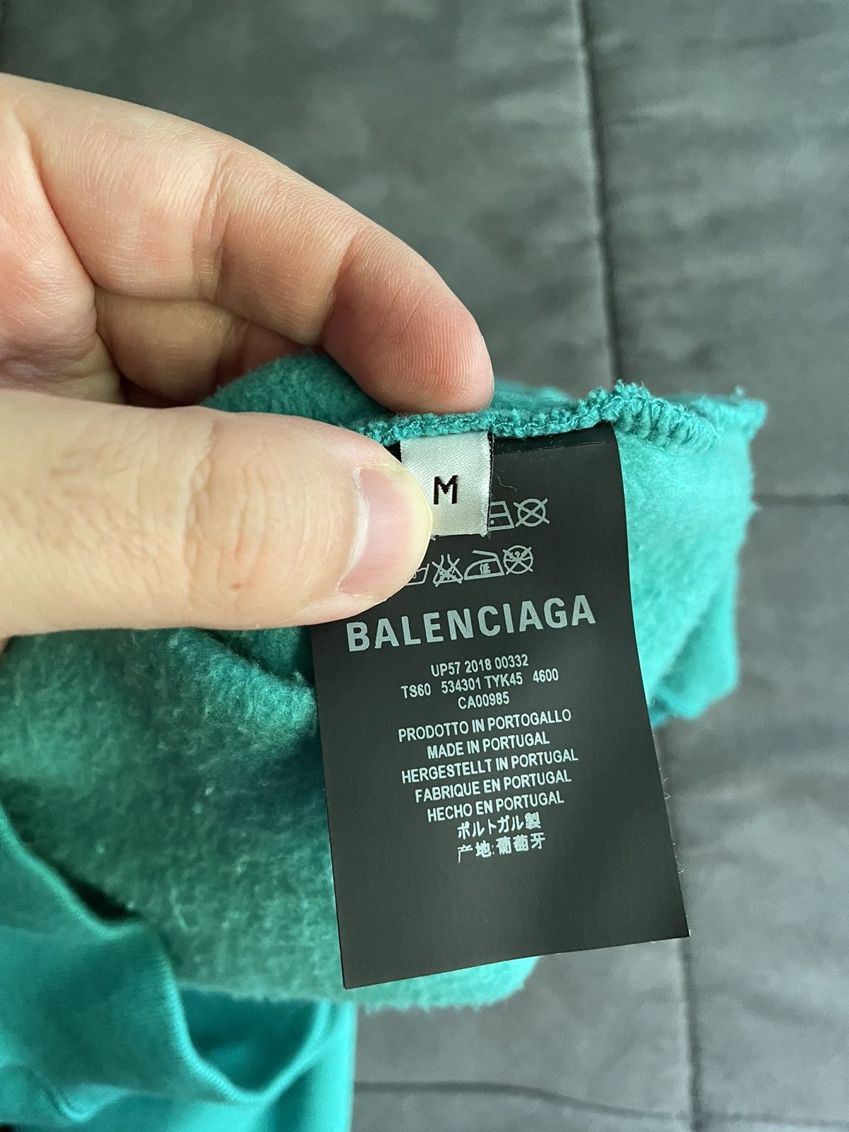 Balenciaga Balenciaga Teal Logo Oversized Hoodie Size US M / EU 48-50 / 2 - 11 Thumbnail