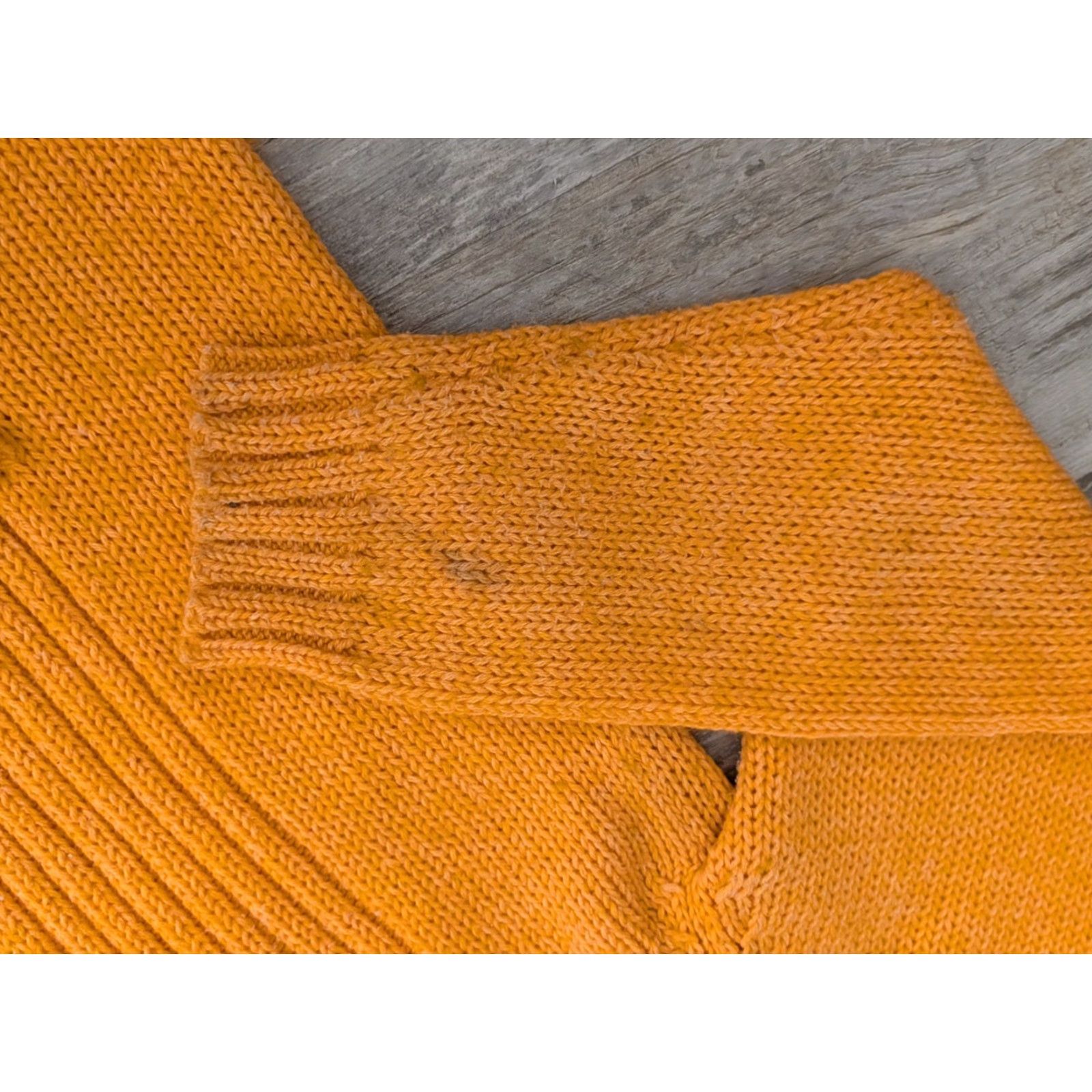 Vintage VINTAGE Cardigan Sweater Wool Blend Women L Front Pockets Hand Loomed Orange 90s 80s Classic Womens Holiday Knit Sweater with Zipper Back Pocket(s) Size L / US 10 / IT 46 - 6 Thumbnail