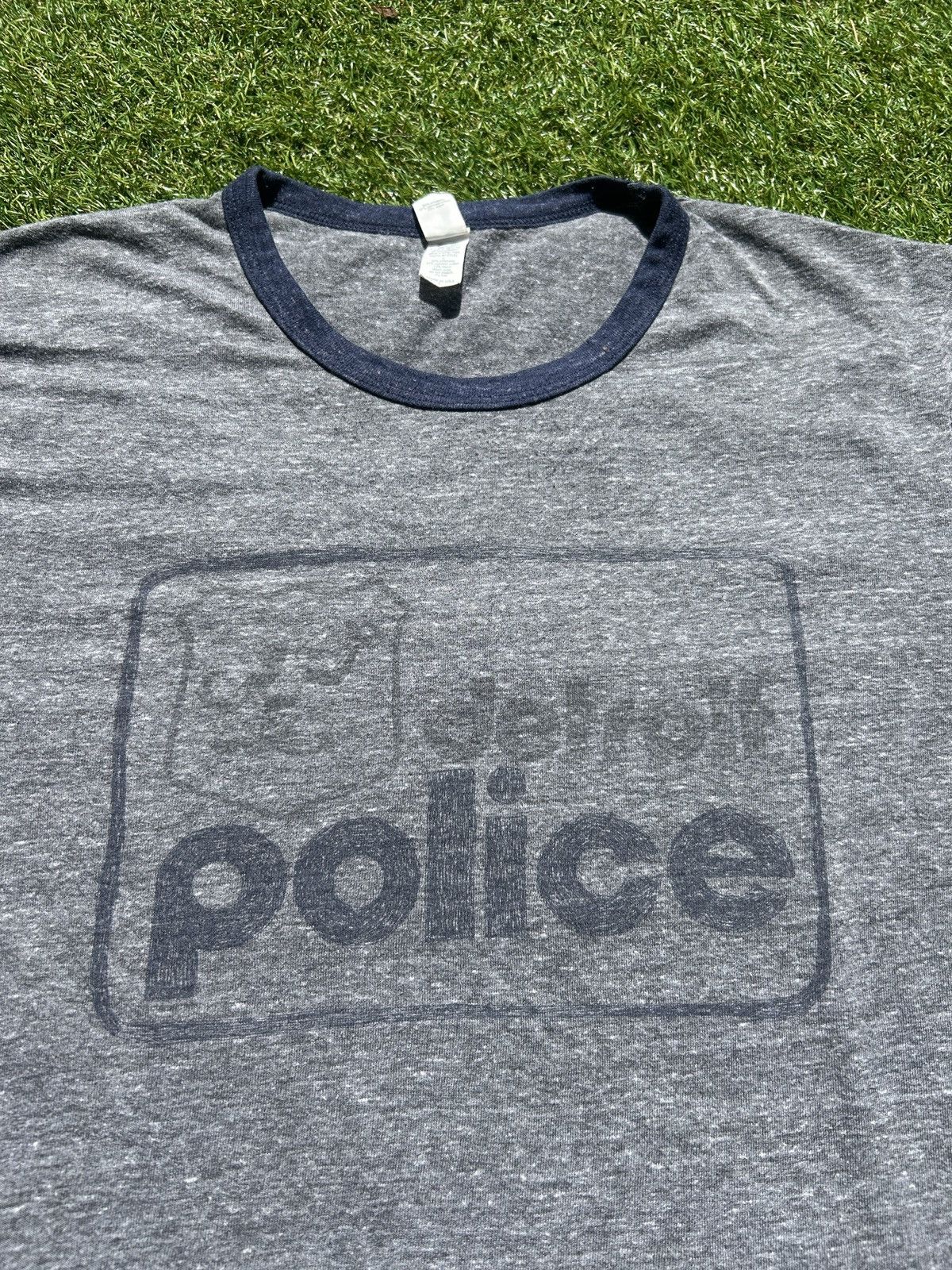 Vintage Vintage 90s Detroit Police Ringer T-Shirt Size US L / EU 52-54 / 3 - 1 Thumbnail