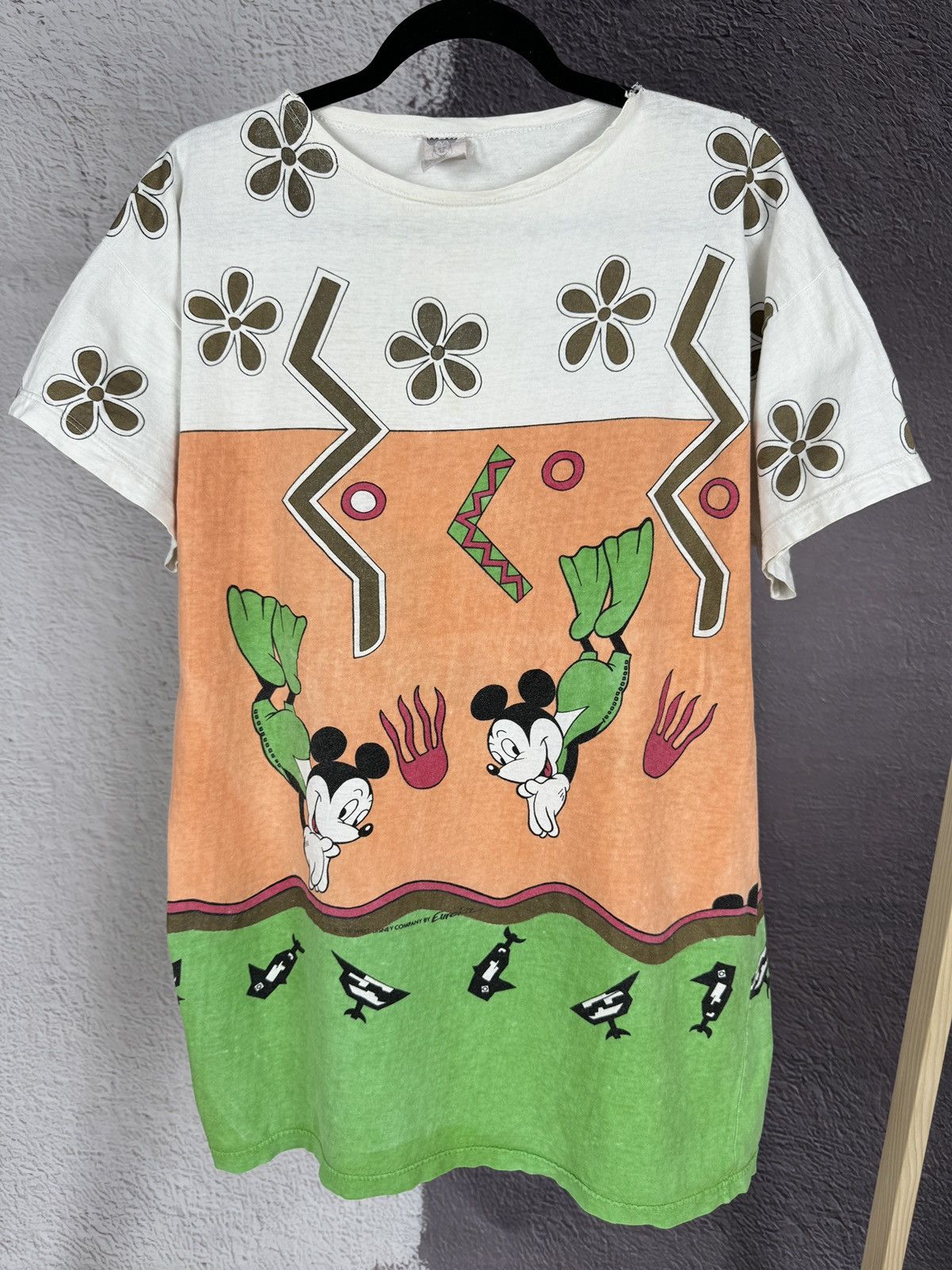 Disney × Mickey Mouse × Vintage VINTAGE DISNEY 80s MICKEY MOUSE EUREKA ALLOVER PRINT Tee Size US L / EU 52-54 / 3 - 2 Thumbnail