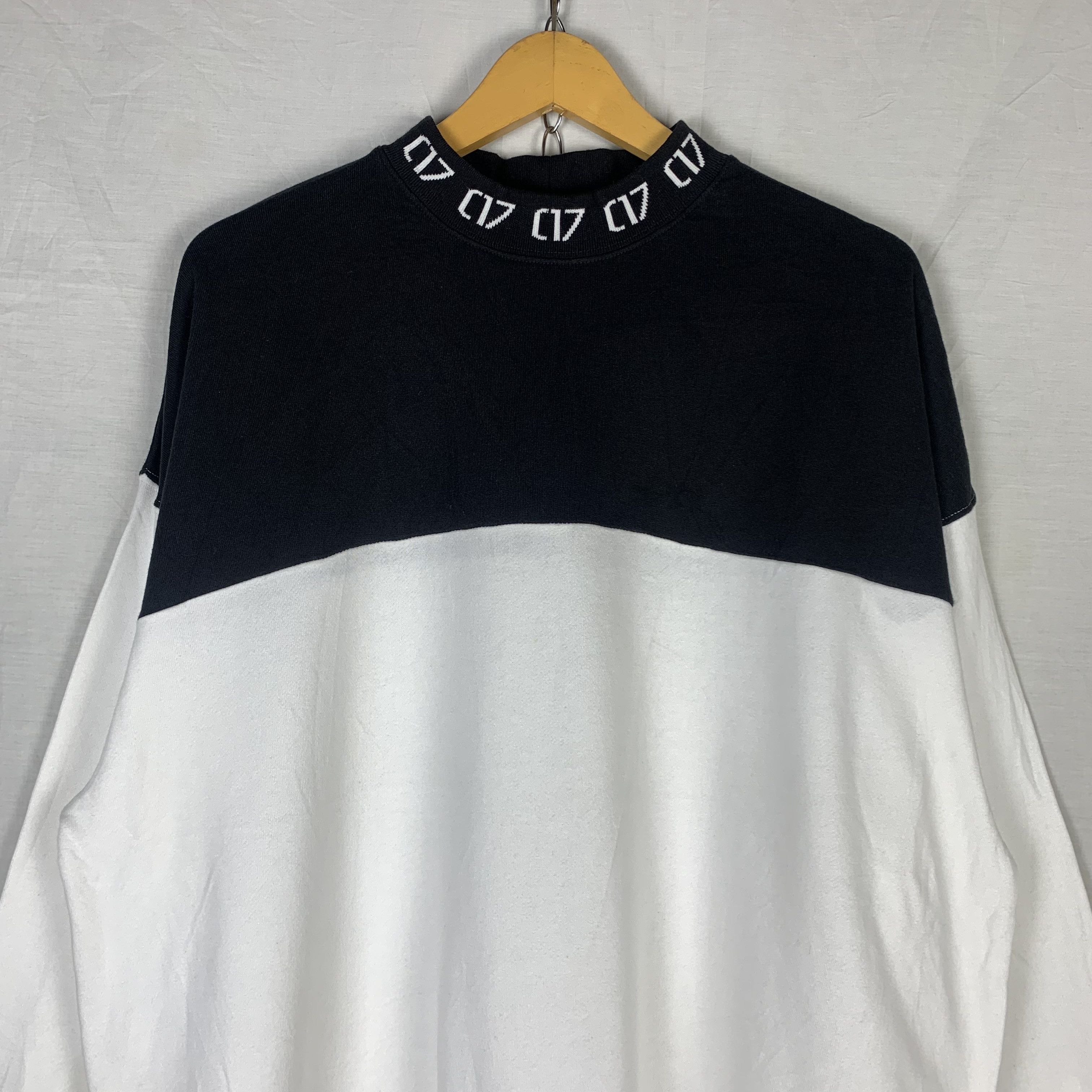 Japanese Brand C17 C-SEVENTEEN Sweatshirt Crewneck Two Tone Size US L / EU 52-54 / 3 - 2 Thumbnail