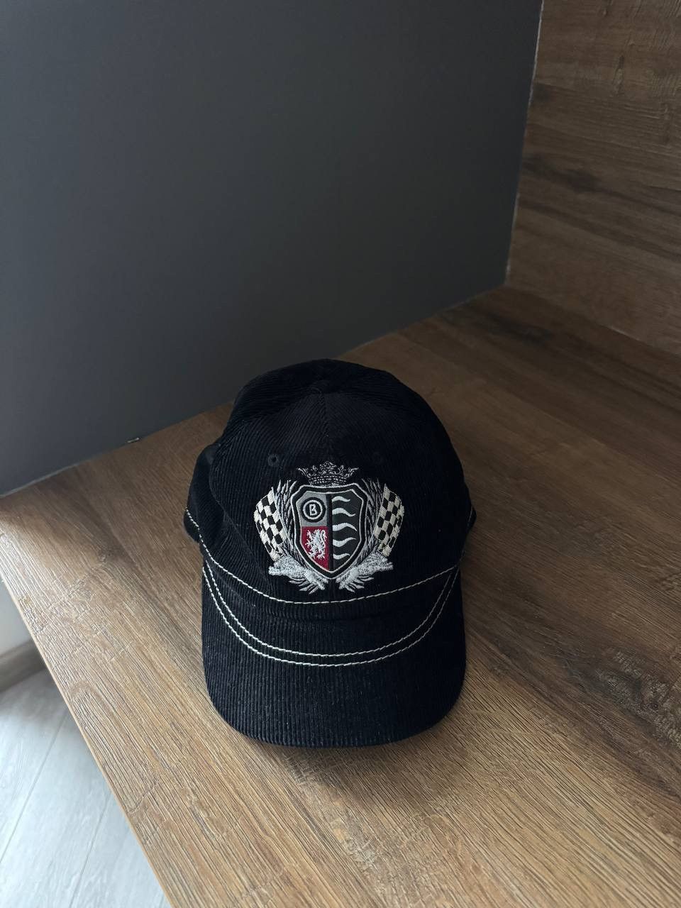 Bogner Bogner Velvet Logo Cap Size ONE SIZE - 1 Thumbnail