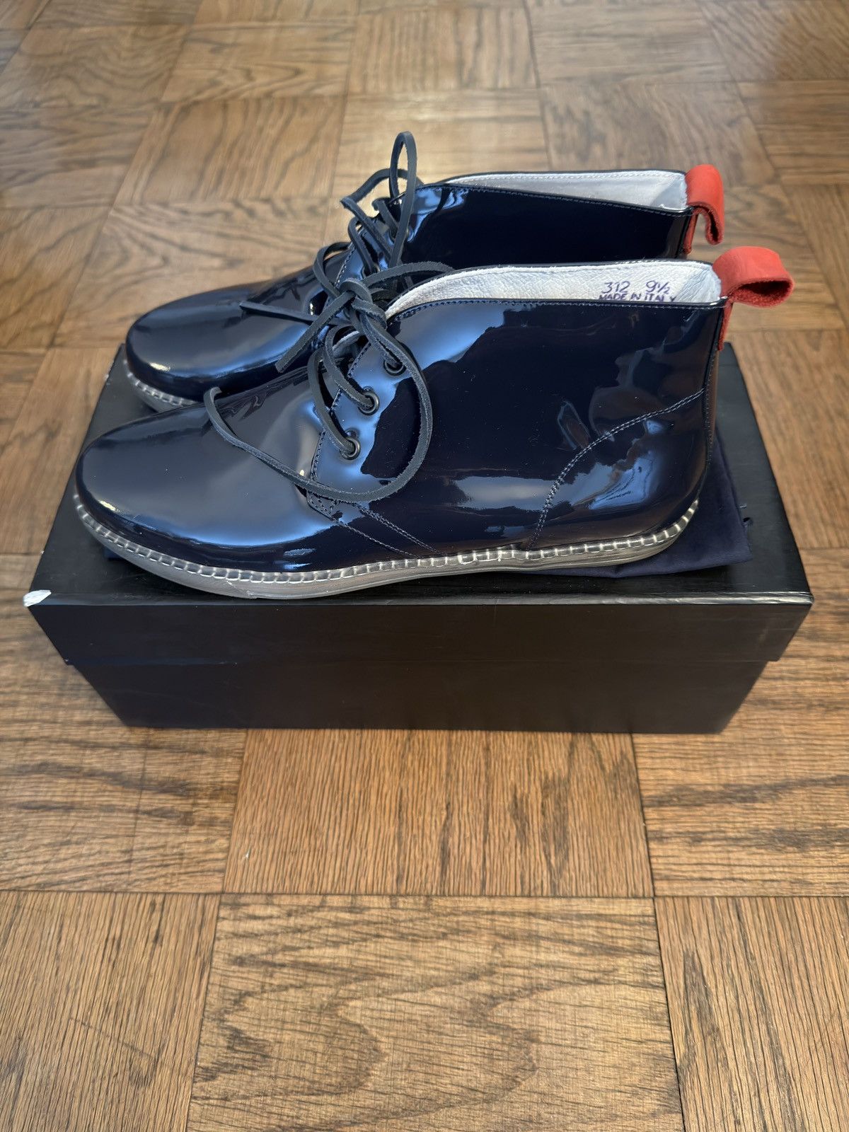 Del Toro Del Toro Navy Patent Leather Chukka Sneaker Size US 9.5 / EU 42-43 - 4 Thumbnail