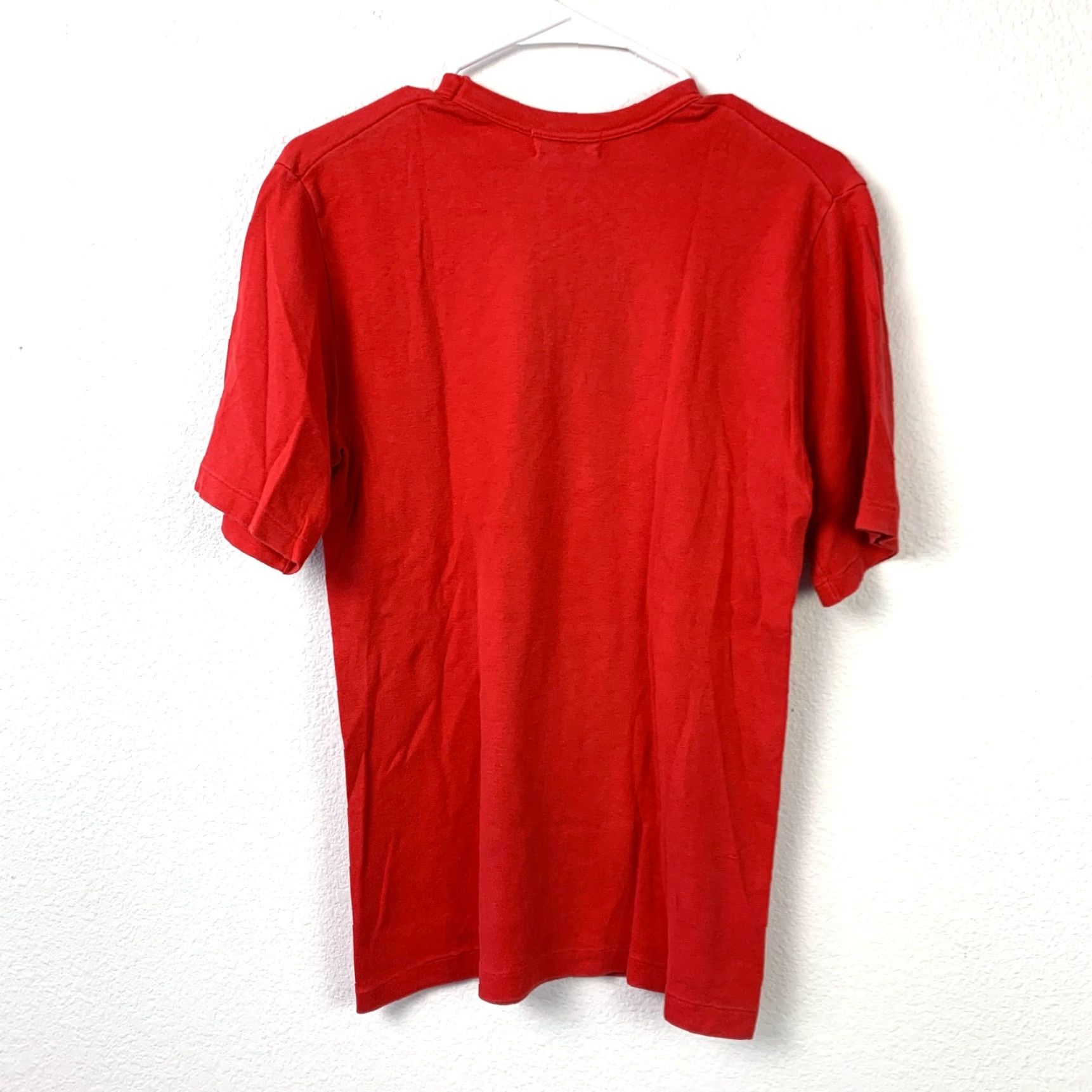 Vintage VINTAGE Kotobuki T-Shirt Men Red 100% Cotton Short Sleeve Round Neck 35" Chest Logo All Seasons Easy Care Regular Size M Vintage: Yes Size US M / EU 48-50 / 2 - 5 Thumbnail