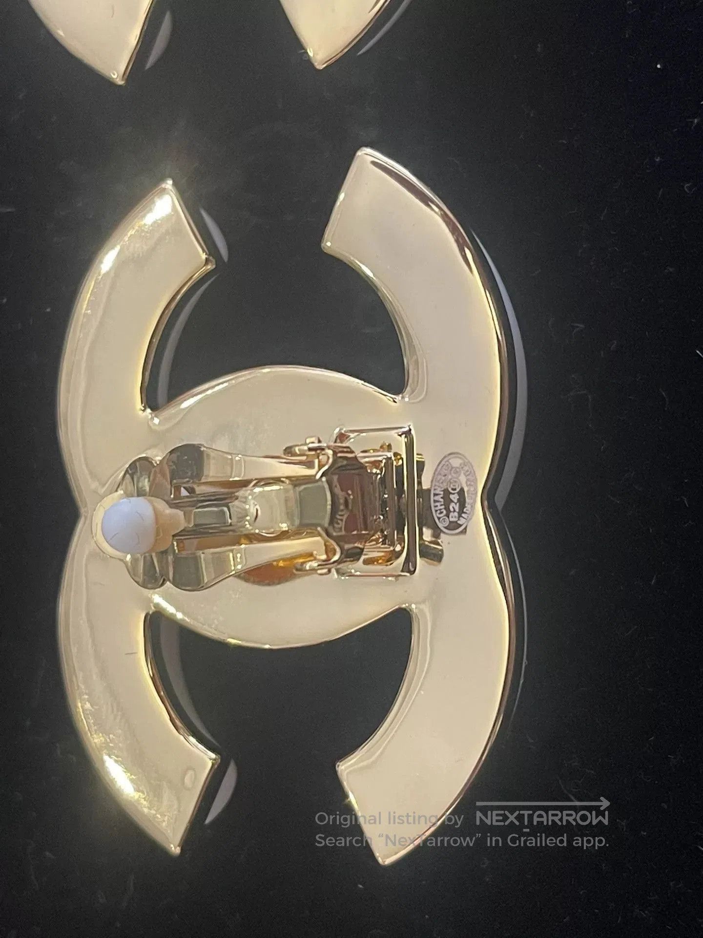 Chanel Chanel Classic Pearl Double C Earrings. Size ONE SIZE - 2 Thumbnail