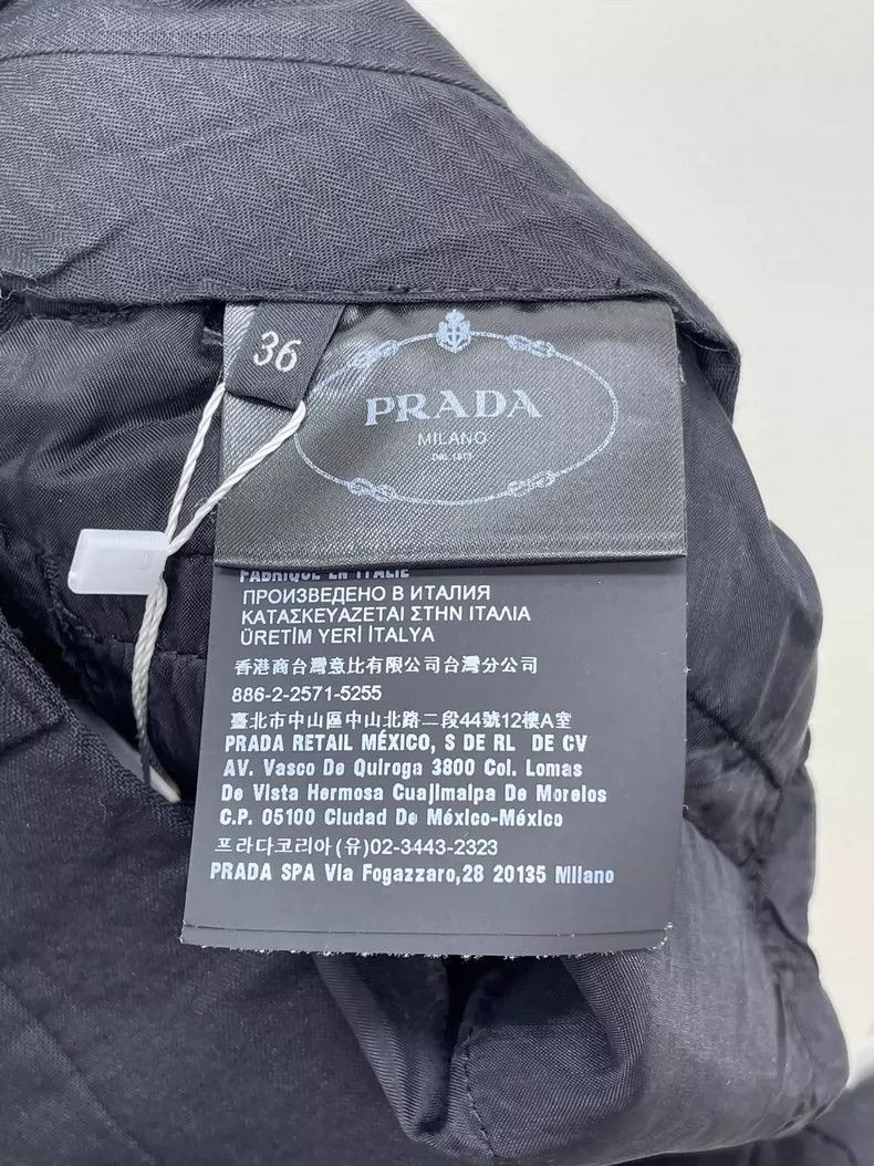 Prada Prada Black Shorts Size 36 96% New -2505 Size 35" - 3 Thumbnail