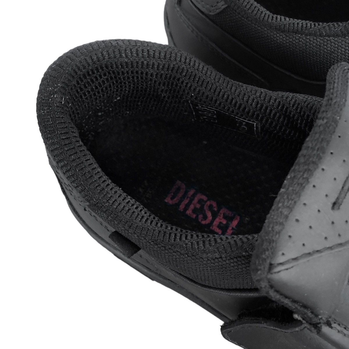 Diesel 🧿Y2K enduro leather velcro low top sneakers black Size US 10 / EU 43 - 4 Thumbnail