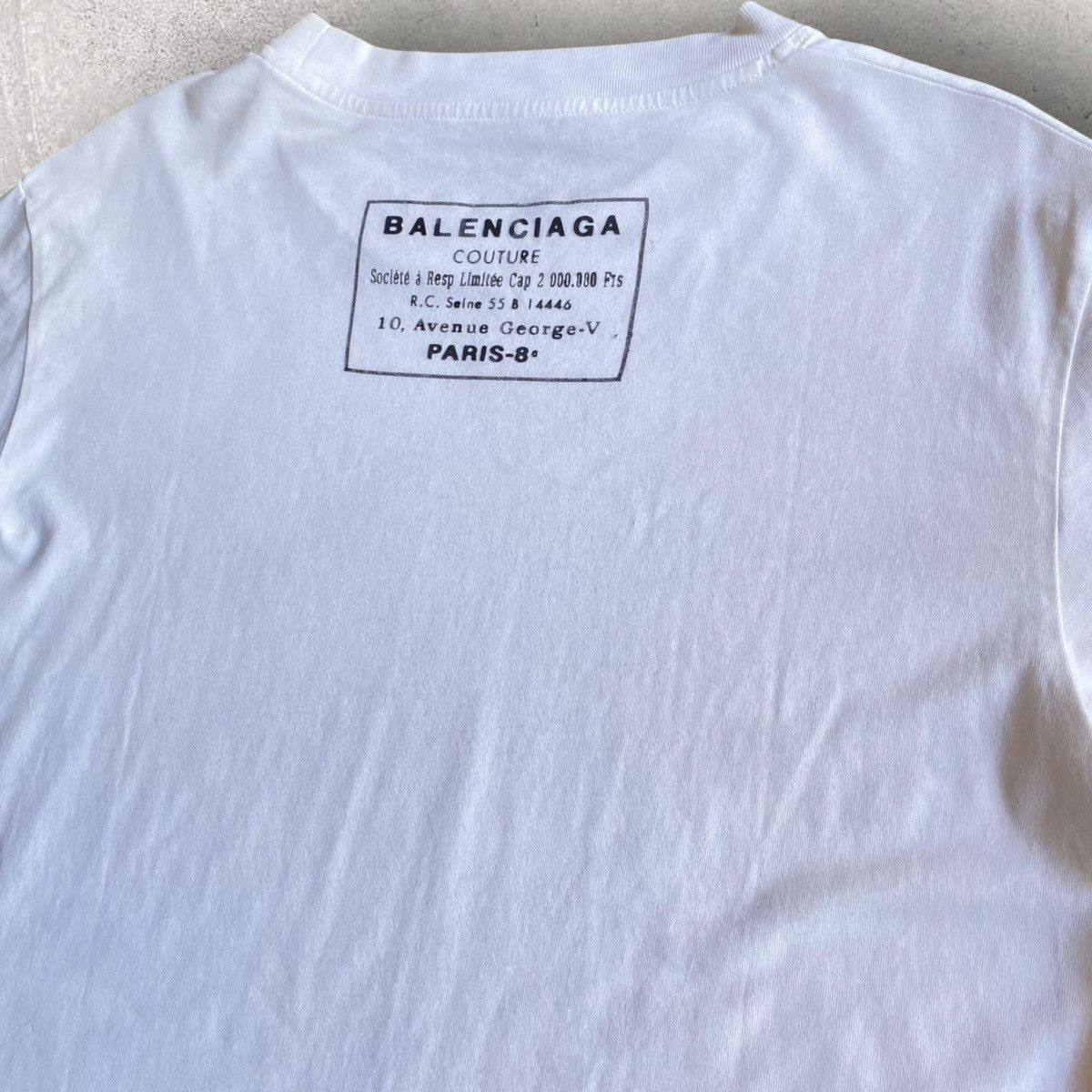 Balenciaga Balenciaga Back Logo Stamp T Shirt Size US S / EU 44-46 / 1 - 1 Thumbnail