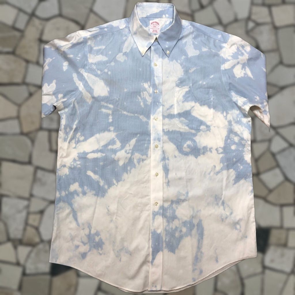Brooks Brothers Brooks Brothers Tie Dye Dress Shirt Mens 16 2/3 Long Sleeve Blue White Checkered Size 46R - 1 Thumbnail