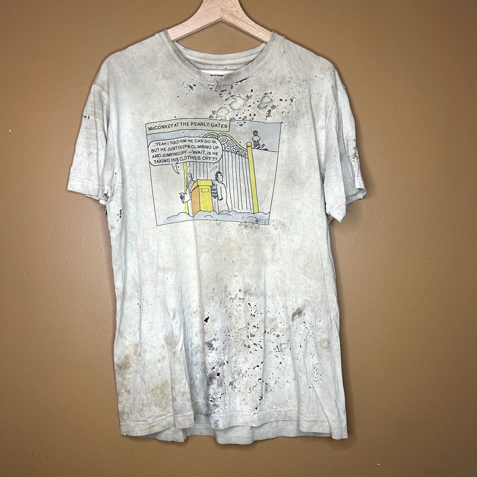 Vintage Insanely Thrashed / Distressed Skiing T-Shirt Vintage Size US L / EU 52-54 / 3 - 1 Thumbnail