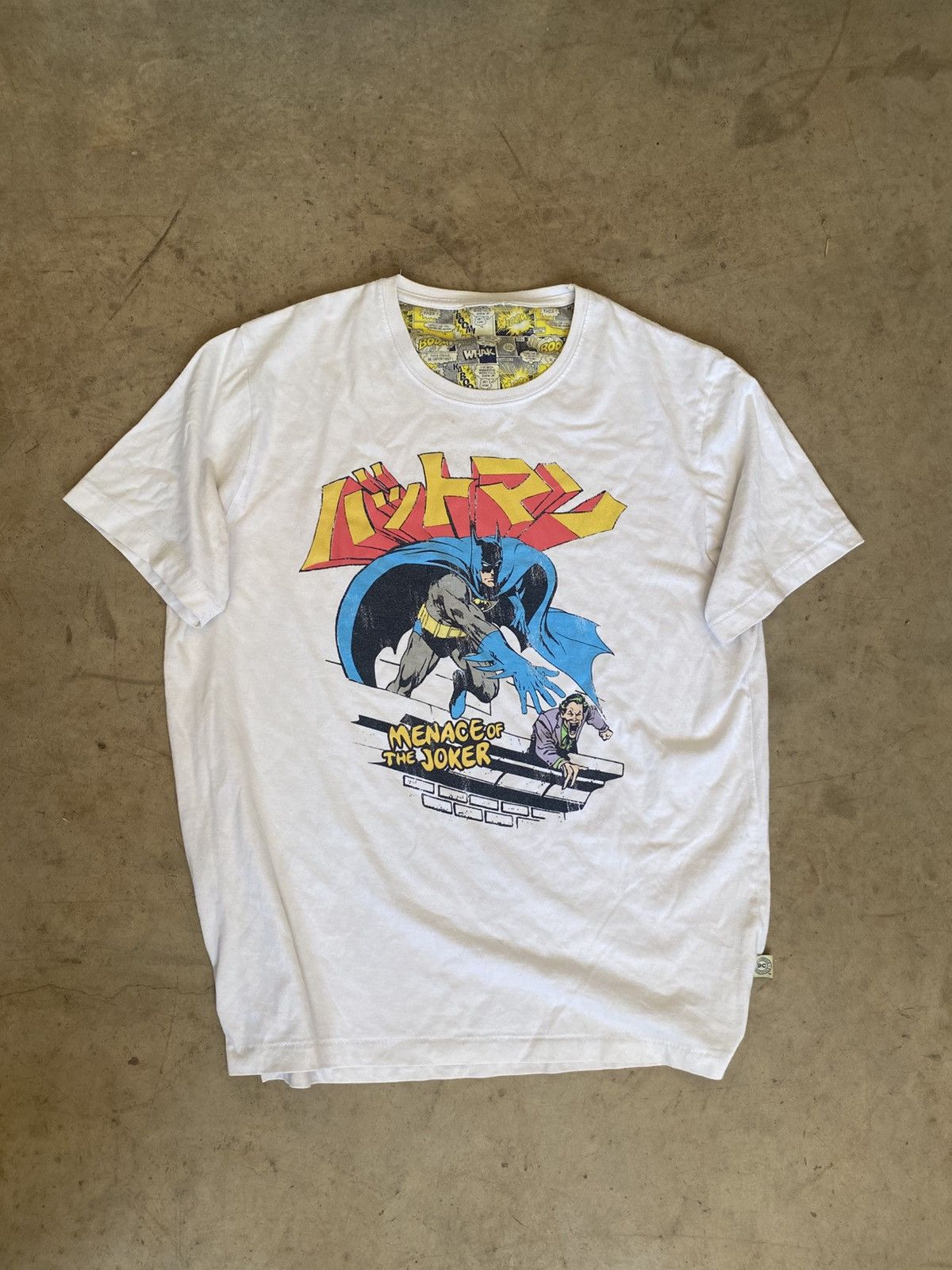 DC Comics Japanese batman single stitch Size US L / EU 52-54 / 3 - 1 Thumbnail