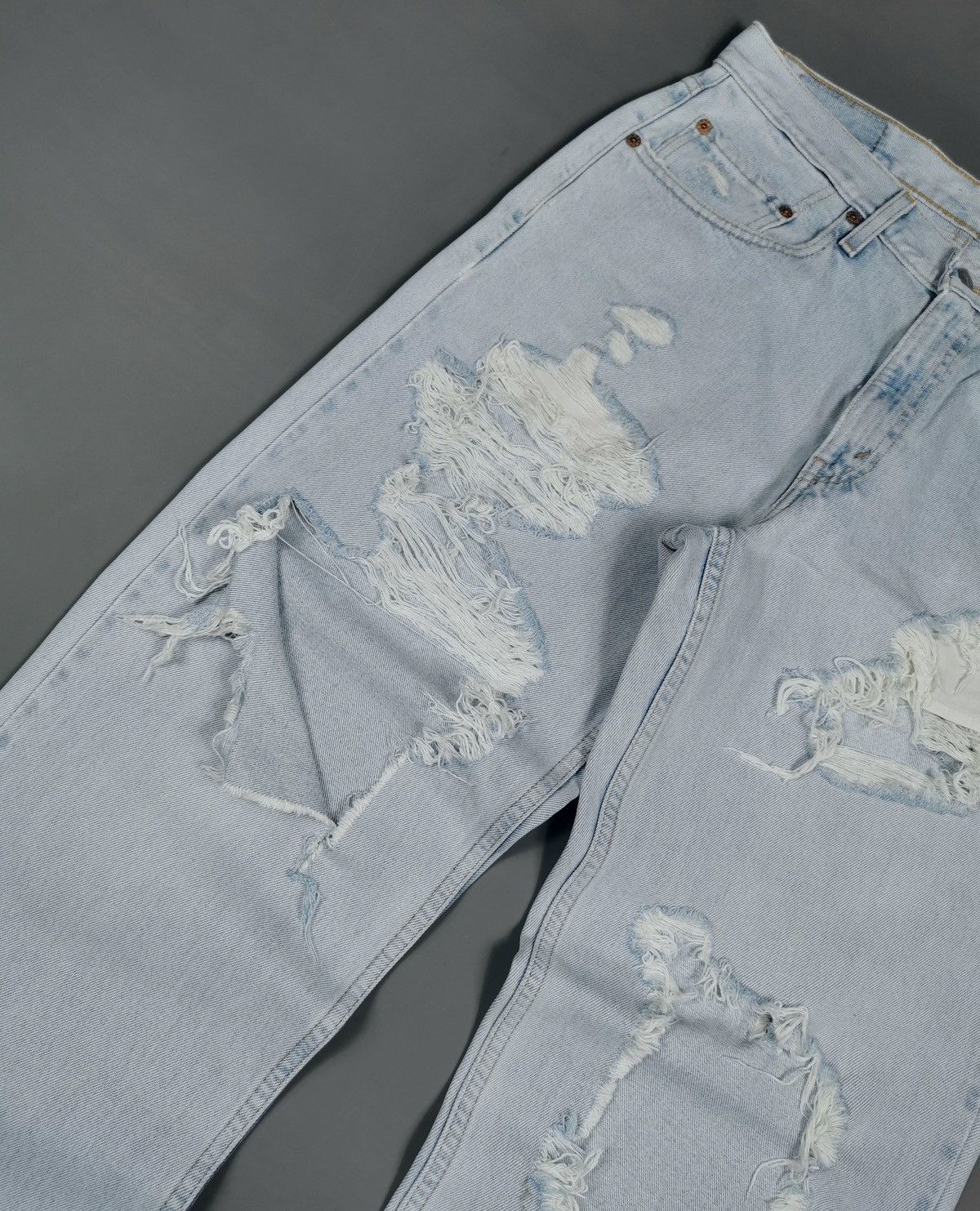 Levi's Vintage 90s Levis 550 Relaxed Fit Jeans Destroyed Grunge Size US 33 - 3 Thumbnail