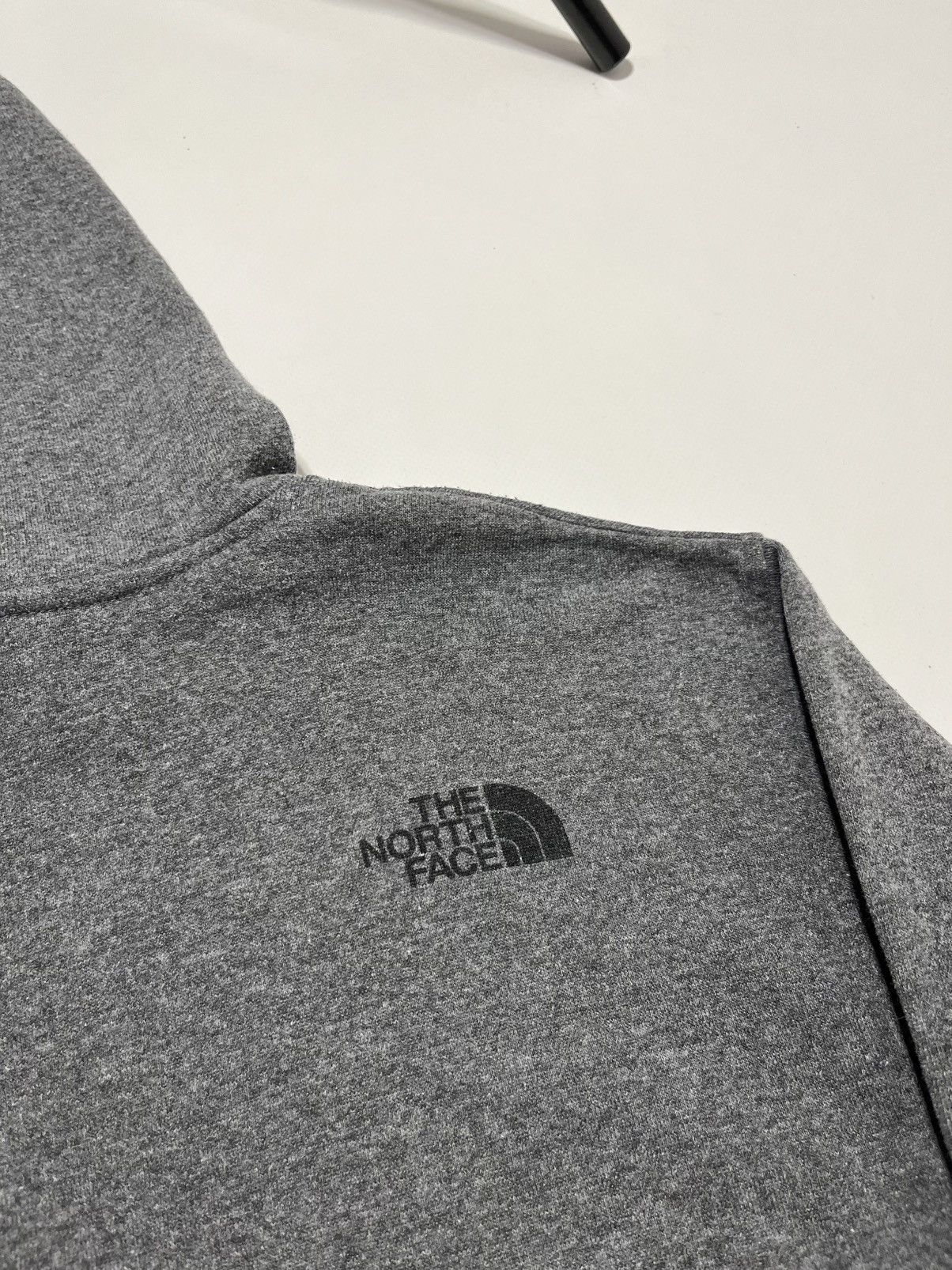 The North Face Vintage The North Face Center Logo Hoodie Size US XL / EU 56 / 4 - 9 Thumbnail