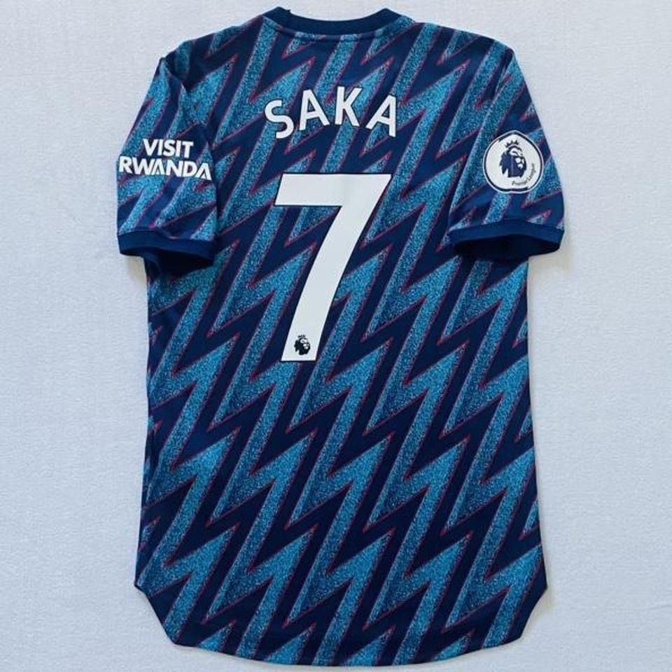 Adidas Arsenal Saka 2021 22 third PLAYER VERSION jersey Size US S / EU 44-46 / 1 - 1 Thumbnail