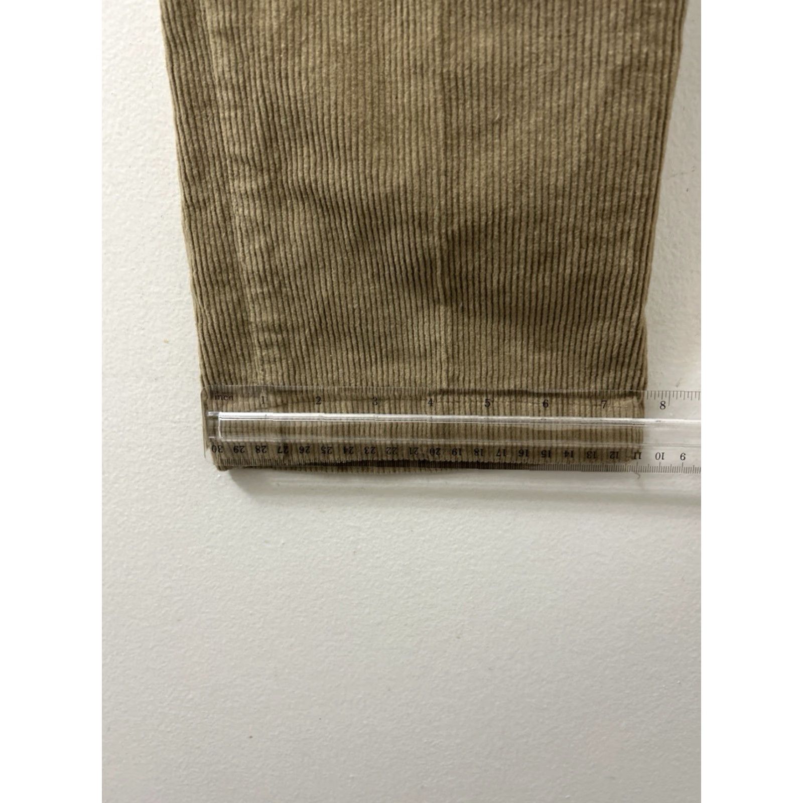 Vintage LL Bean Corduroy Pants Mens 33x28 Tan Stretch YKK Classic Fit 502835 Khakis Pants Men Beige Straight Front 5-Pocket Casual Workwear Vintage No N/A Size US 33 - 6 Thumbnail