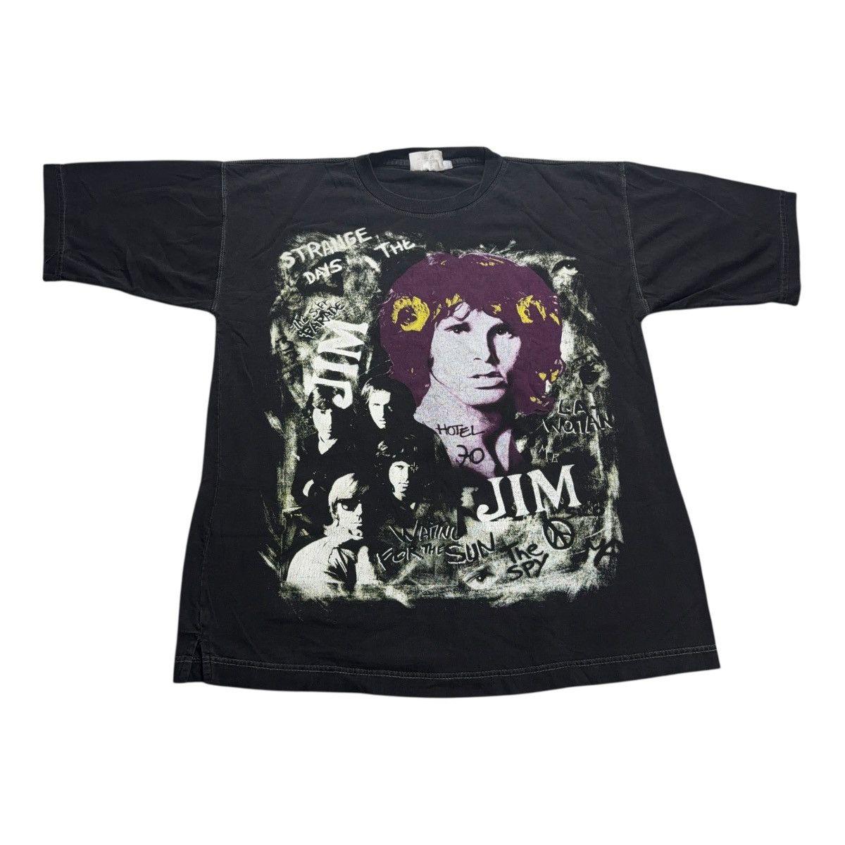 Vintage Vintage 90s Jim Morrison Wanted The Doors Band Black T-Shirt Size US L / EU 52-54 / 3 - 1 Thumbnail