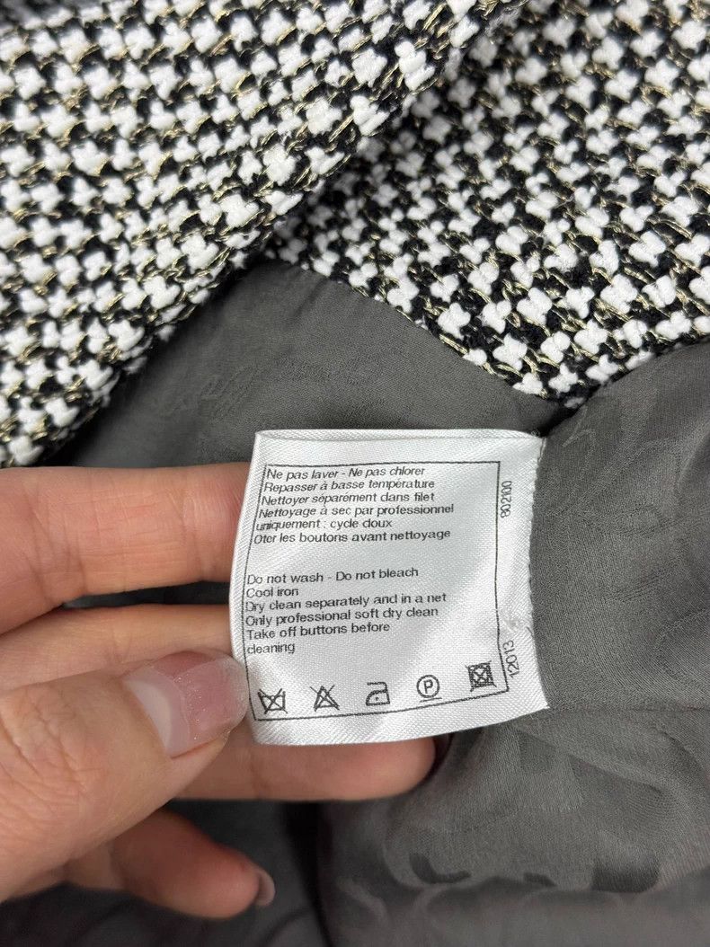 Chanel Chanel Mumbai series small stand-up collar gem button twee Size XS / US 0-2 / IT 36-38 - 7 Thumbnail