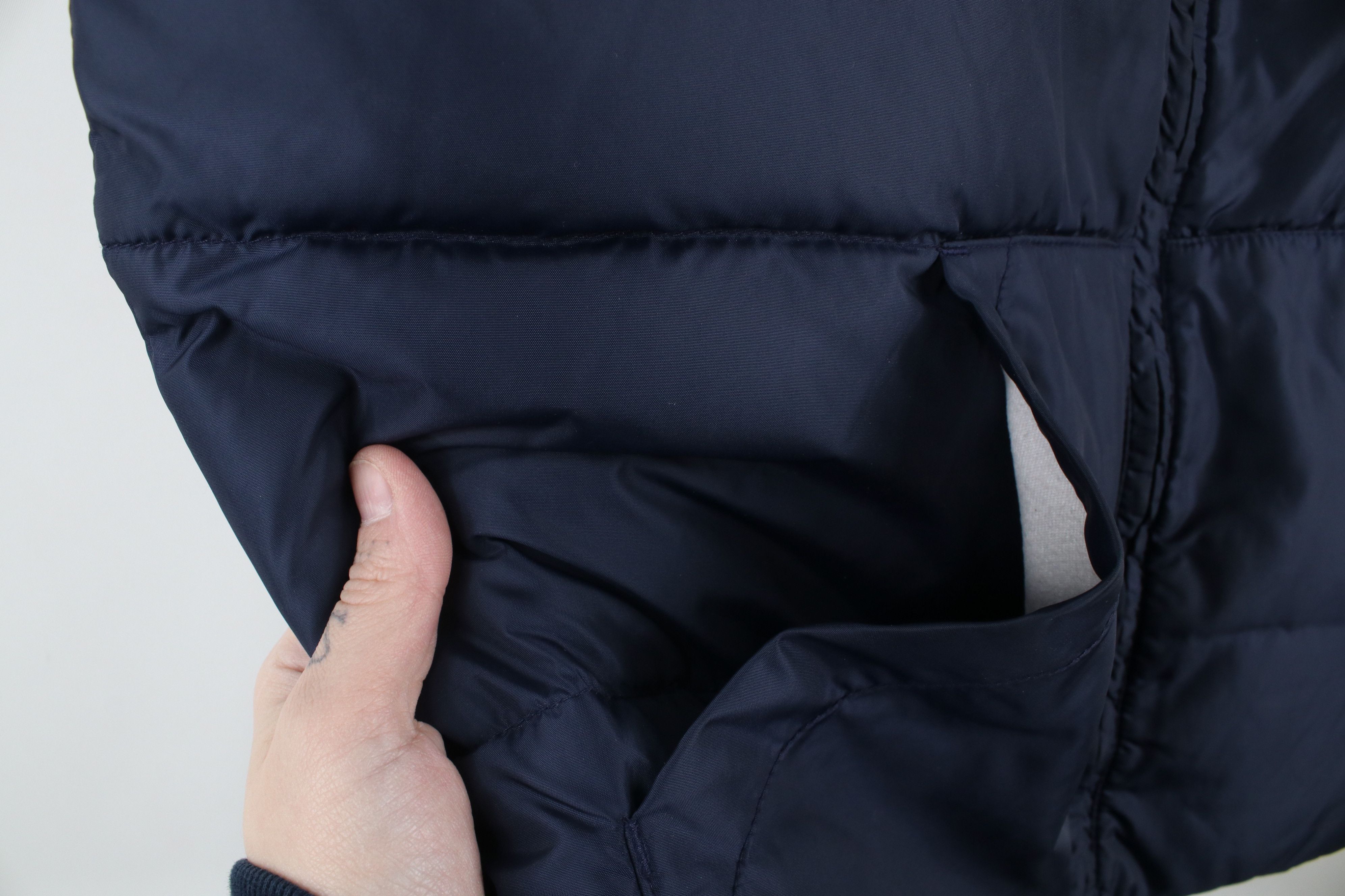 Eddie Bauer × Vintage Vintage 90s Eddie Bauer Duck Down Puffer Vest Jacket Blue Size US S / EU 44-46 / 1 - 6 Thumbnail