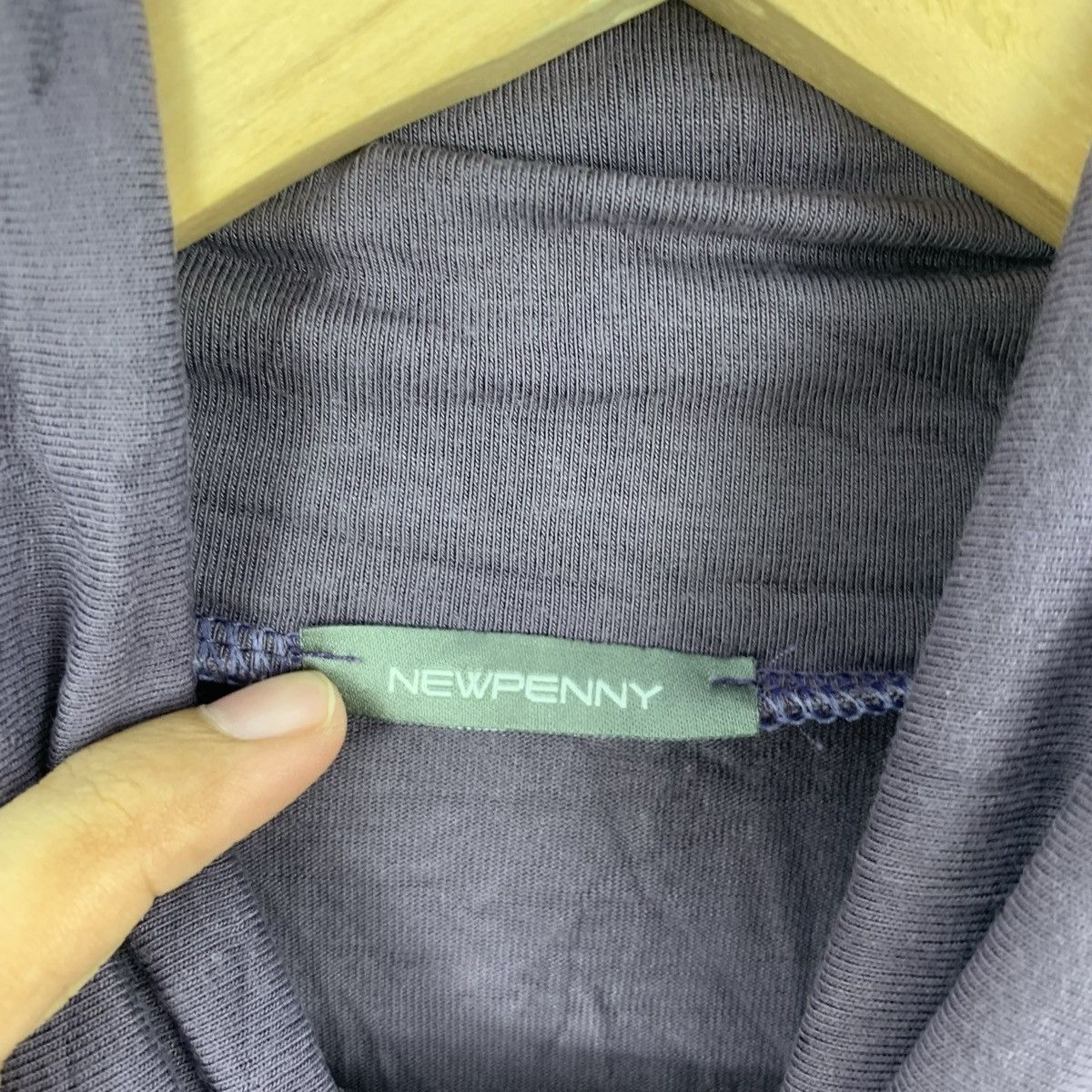 Other NEWPENNY Embellished Logo Turtleneck Sweatshirt Sweater Size US S / EU 44-46 / 1 - 8 Thumbnail