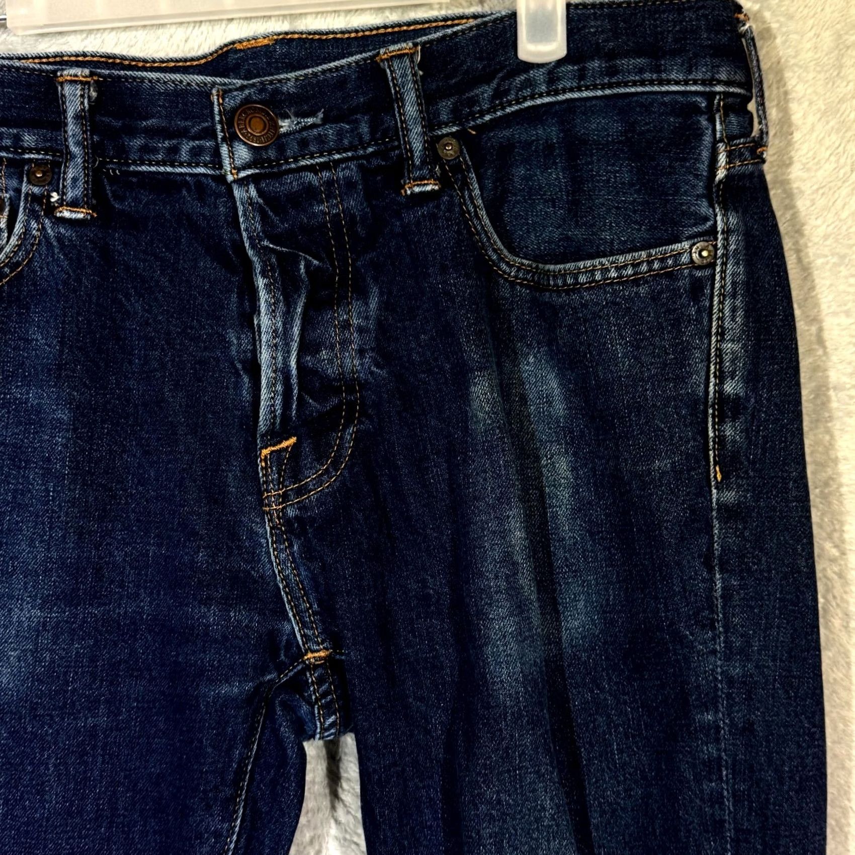 Abercrombie & Fitch Abercrombie & Fitch Jeans Men’s 33x32 Blue Denim Mid-Rise Straight Leg Regular Fit Clothing Shirt? Size US 33 - 4 Thumbnail