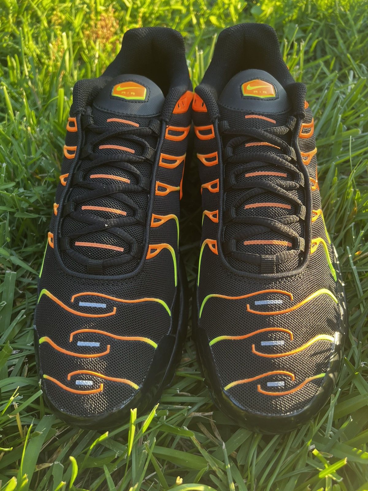 Nike NEW Nike Air Max Plus Orange Volt size 12 Mens Shoes Size US 12 / EU 45 - 4 Thumbnail