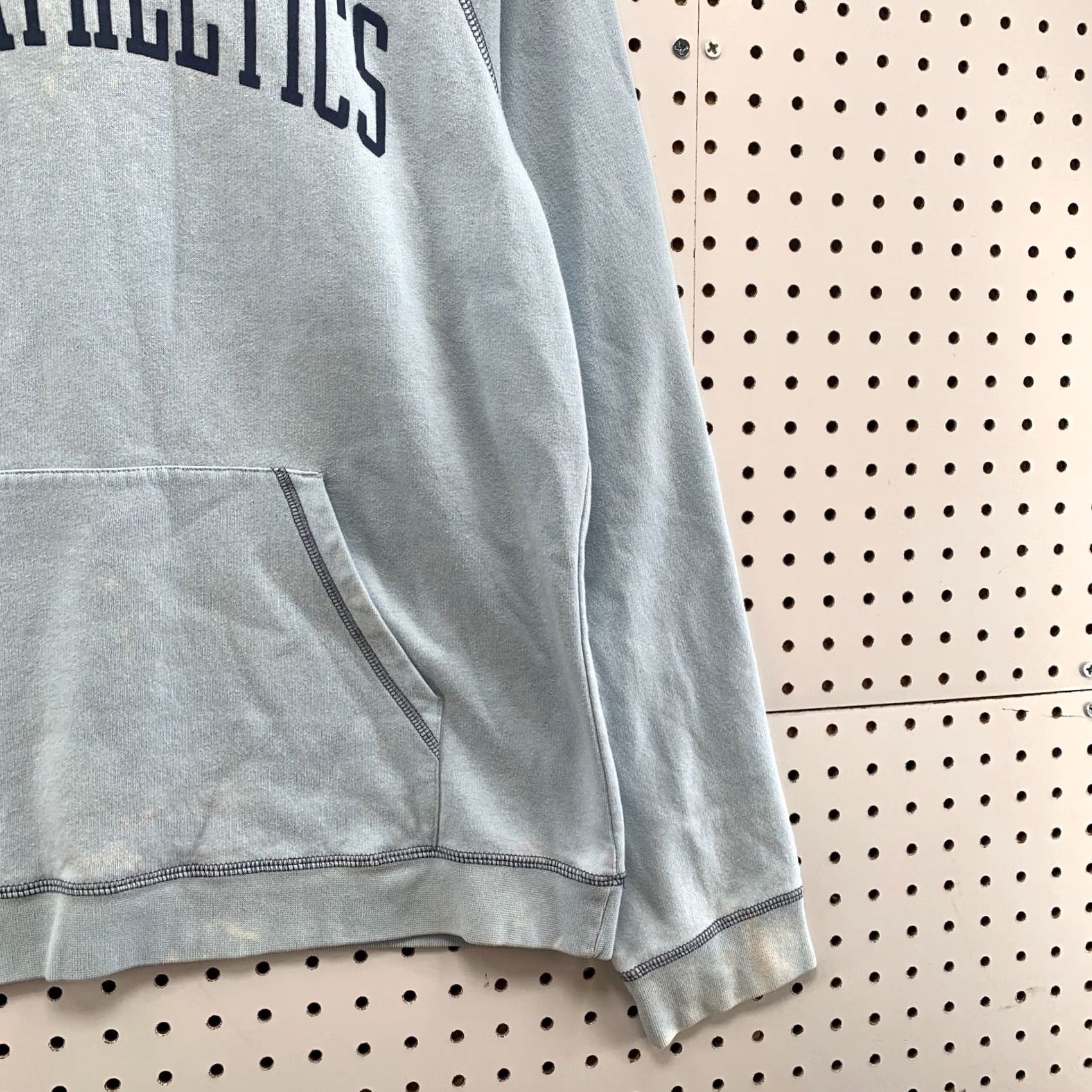 Nike VINTAGE Nike Athletics Hooded Sweatshirt Blue Women’s XL Pullover Y2K Size XL / US 12-14 / IT 48-50 - 4 Thumbnail