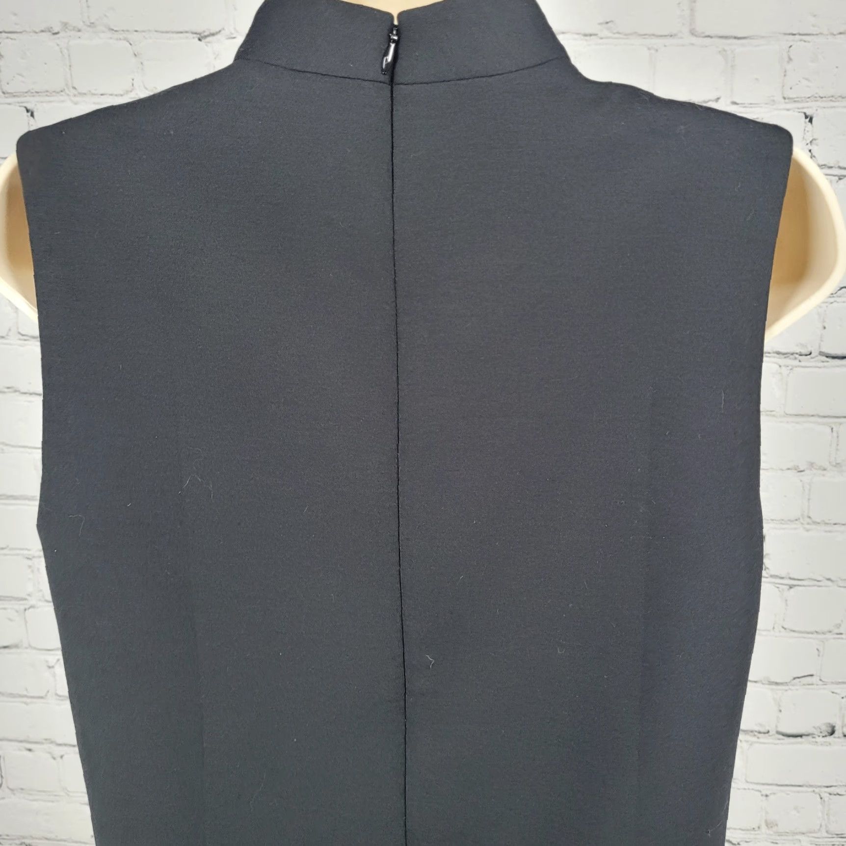 Ann Taylor Ann Taylor Dress Women's Sheath Knee Length Black Mock Neck Sleeveless Lined Stretch 6 Size M / US 6-8 / IT 42-44 - 7 Thumbnail