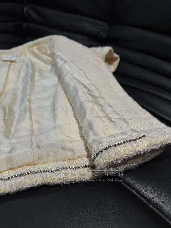 Chanel Chanel Cream Wool Boucle Sweater . Size M / US 6-8 / IT 42-44 - 5 Thumbnail