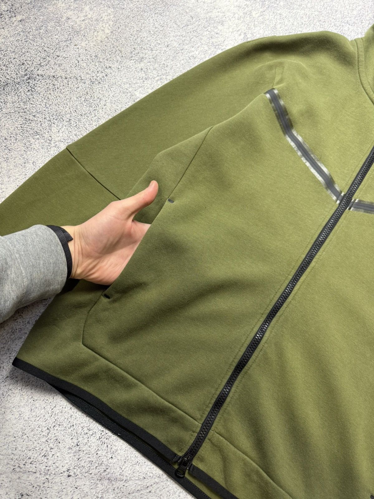 Nike Mens Nike Tach Fleece Green Zip Up Hoodie Drill Size US M / EU 48-50 / 2 - 7 Thumbnail