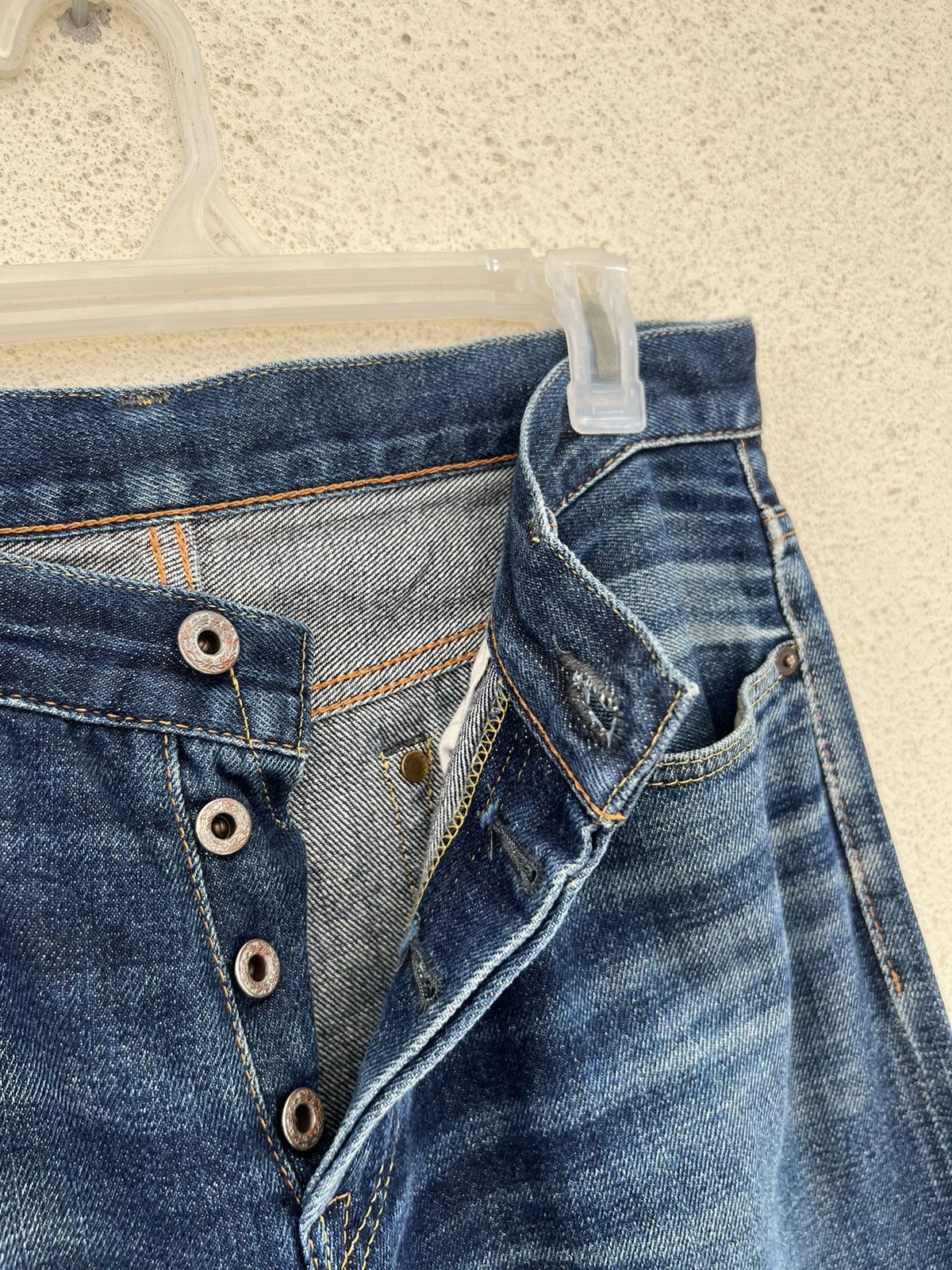 Vintage Vintage AKATSUKI Japan Faded Blue Denim Selvedge Jeans Size US 30 / EU 46 - 7 Thumbnail