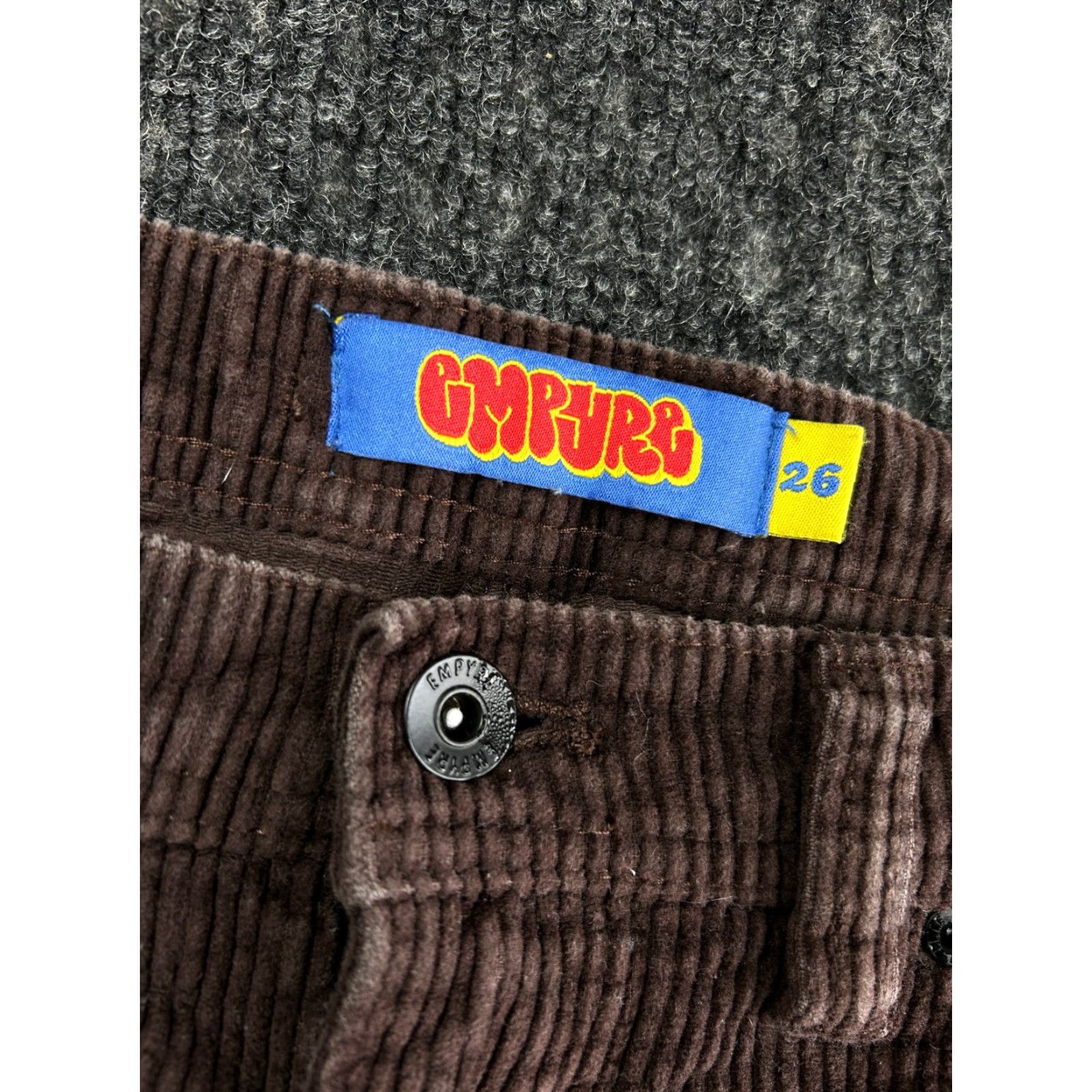 Empyre Empyre Pants Boss Relax Corduroy Wide-Leg 90s Grunge Skater Mens 26 x 26 Brown Corduroy Embroidered Logo Button Zipper 5-Pocket Straight Casual Size US 26 / EU 42 - 3 Thumbnail