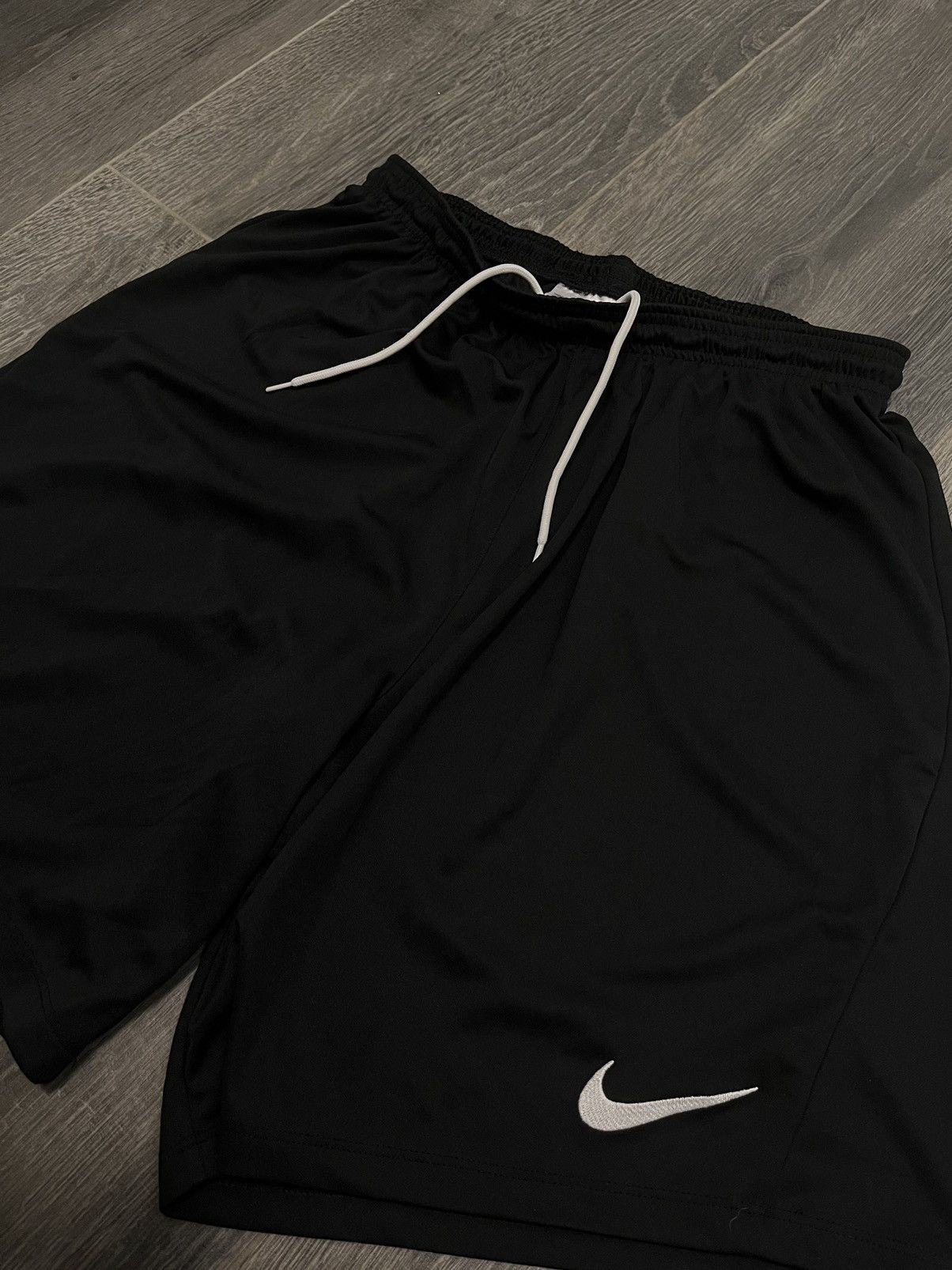 Nike Black nike shorts vintage streetwear Size US 38 / EU 54 - 5 Thumbnail