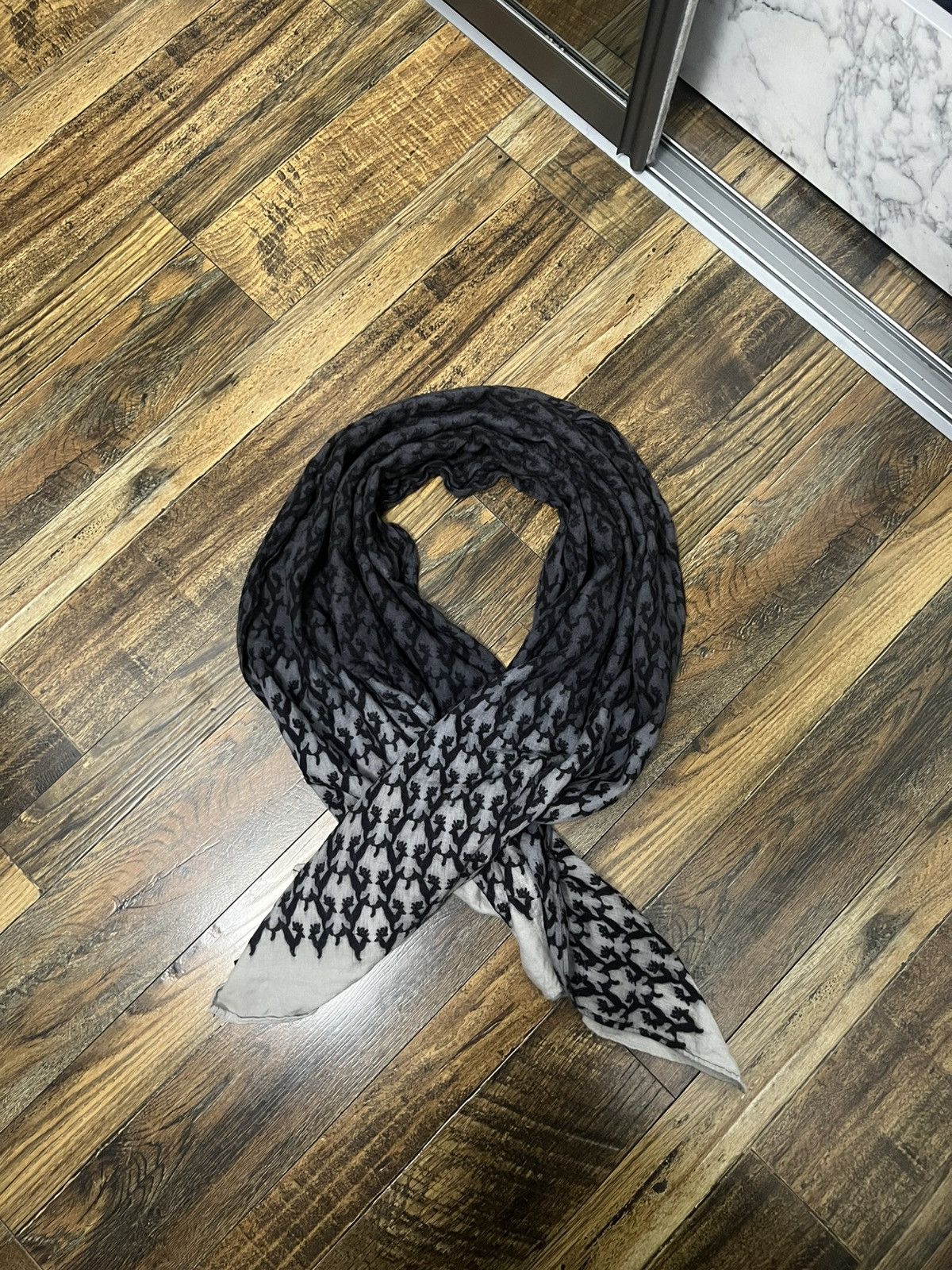 Gucci Reversible Gucci scarf with deer print Size ONE SIZE - 3 Thumbnail