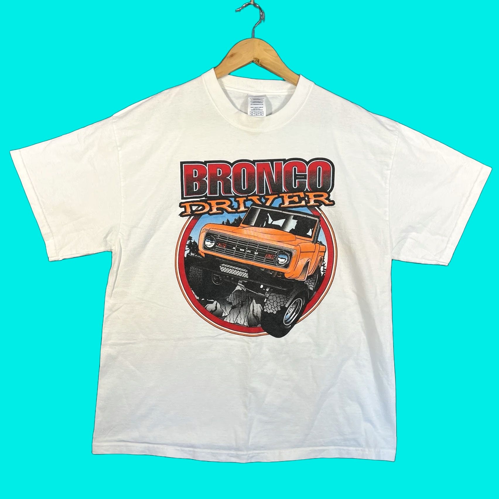 Gildan VINTAGE Ford Bronco Graphic T Shirt Mens XL White Off Road Truck Tee 90s Gildan Crew Neck Short Sleeve Cotton Blend Jersey Size US XL / EU 56 / 4 - 1 Thumbnail