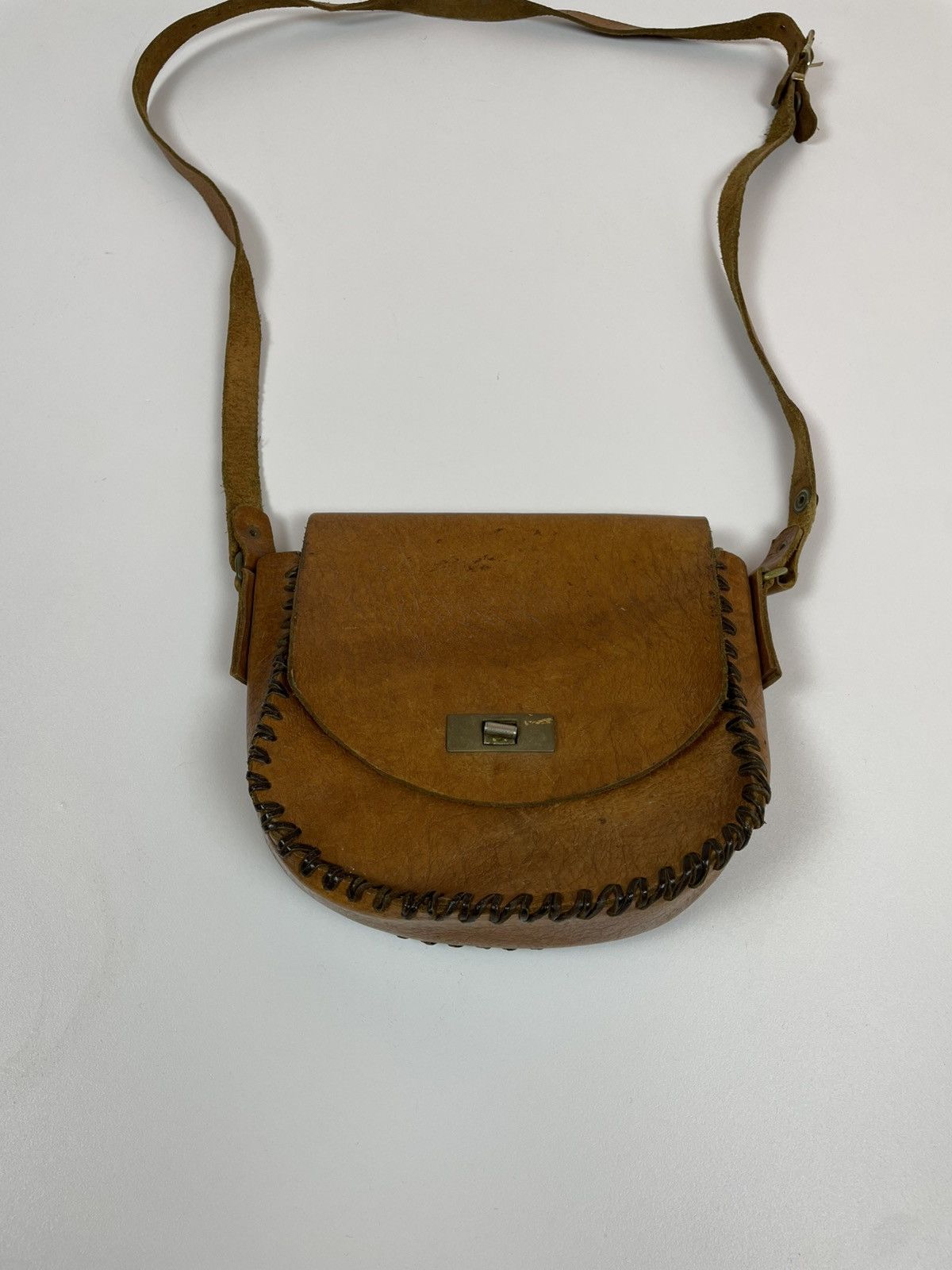 Handmade × Vintage Vintage Handmade leather crossbody bag Retro Womens Hippie Size ONE SIZE - 2 Thumbnail