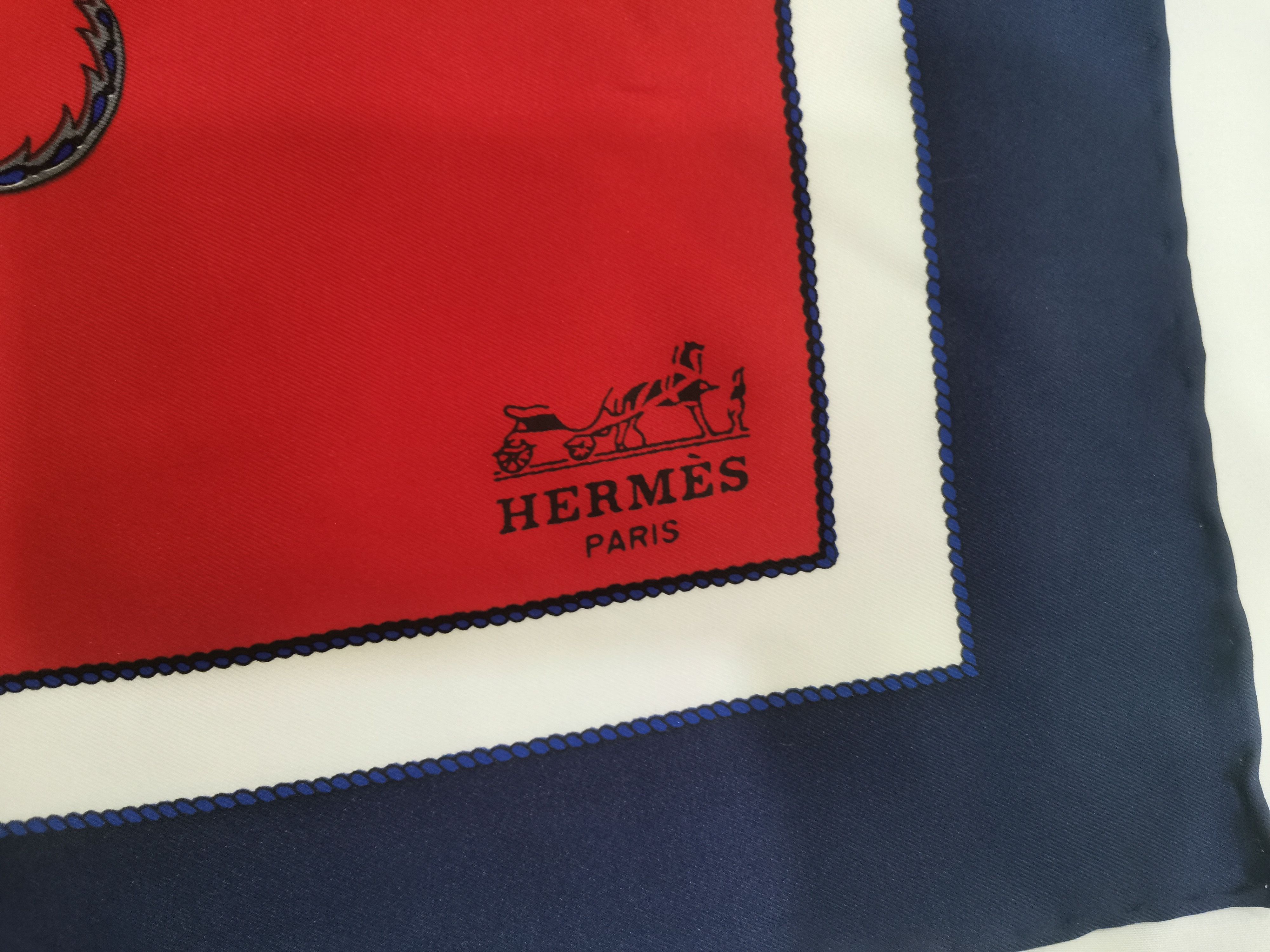 Hermes × Vintage Rare vintage Hermes scarves luxury design Size ONE SIZE - 5 Thumbnail