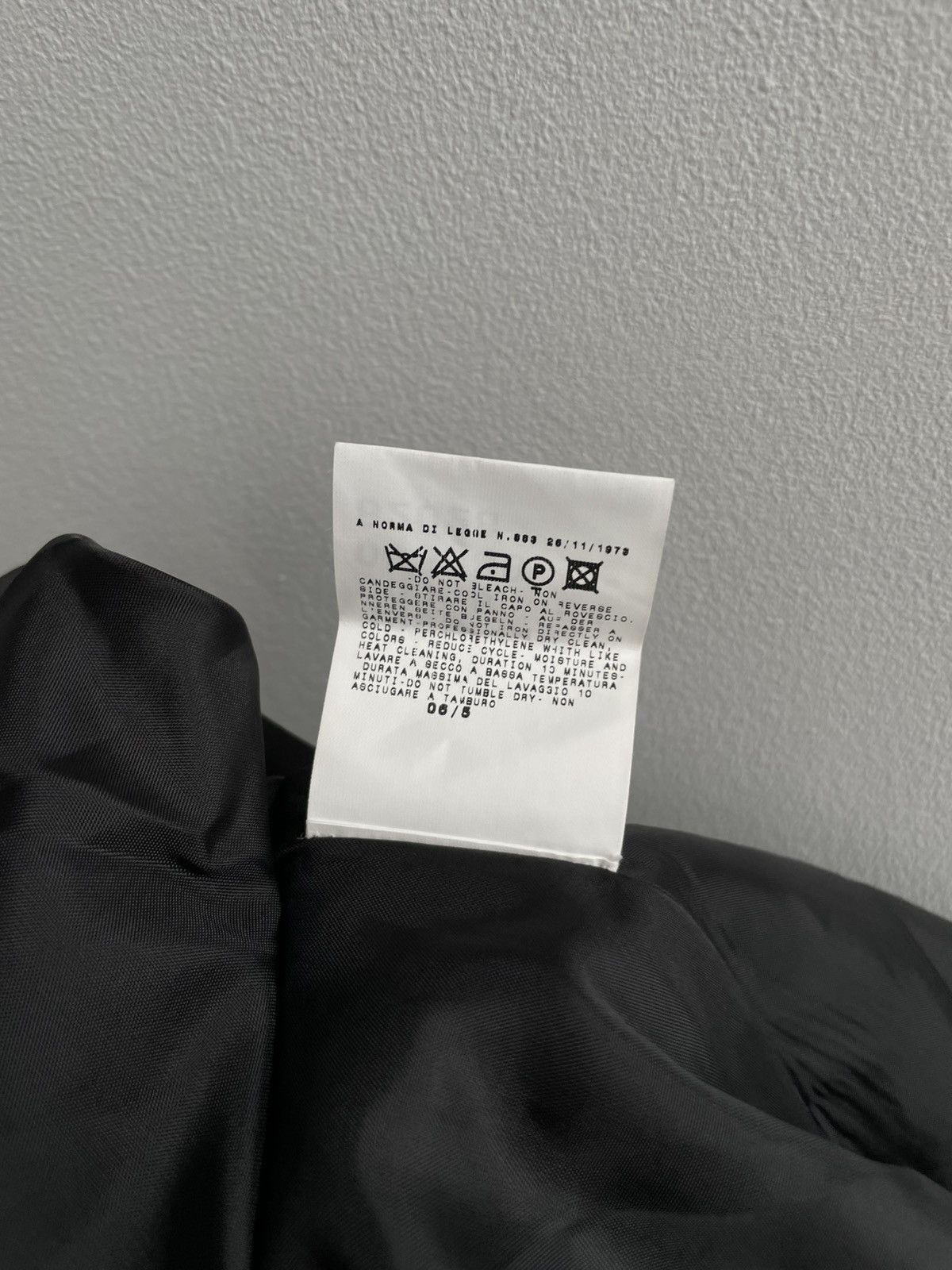 Versace Versace Silk Skirt Luxury 90s Y2K Versace Jeans Couture Size 26" / US 2 / IT 38 - 12 Thumbnail