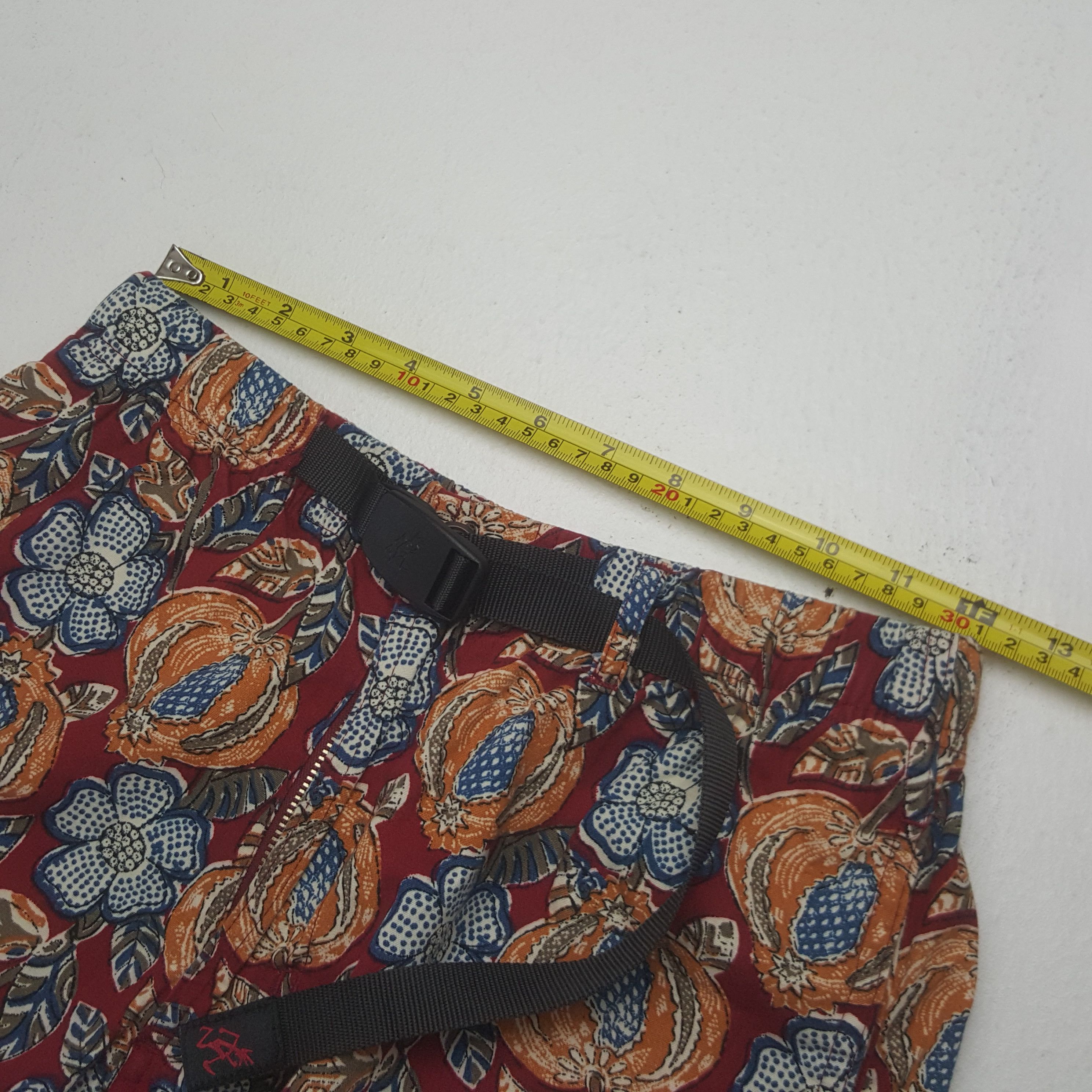 Gramicci Vintage Gramicci Outdoor Fullprint Short Pants C318N16 Size 24" / US 00 / IT 34 - 9 Thumbnail