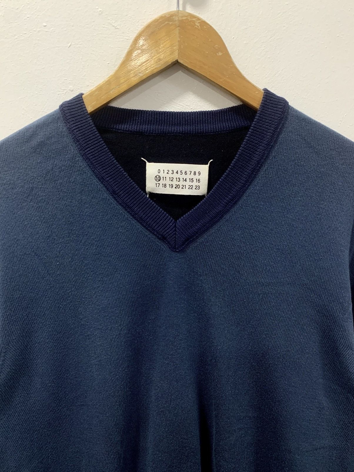 Maison Margiela MARTIN MARGIELA LINE 10 - MULTICOLORED V-NECK SWEATER Size US M / EU 48-50 / 2 - 3 Thumbnail