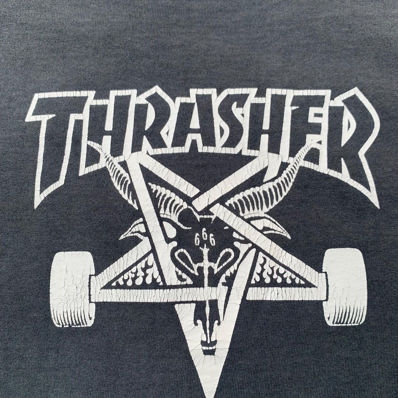 Vintage Thrashed Sun Faded Thrasher Distressed Grunge ERD WCC BAND Size US XL / EU 56 / 4 - 12 Thumbnail