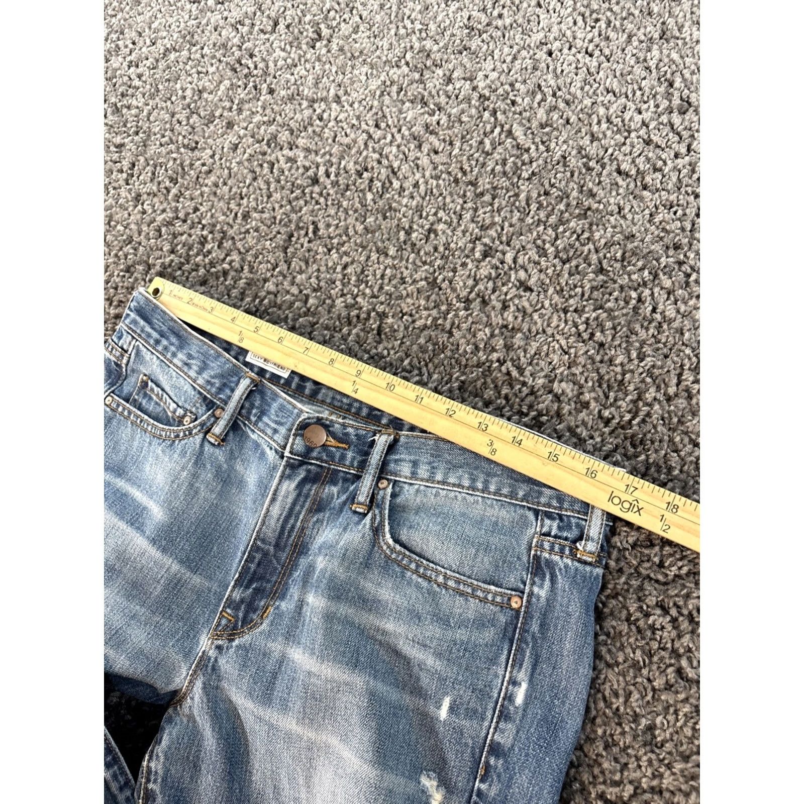 Gap VINTAGE Gap 1969 Jeans Womens 30x27 Light Wash Mid Rise Distressed Boyfriend Jeans Woman Size 30" / US 8 / IT 44 - 4 Thumbnail