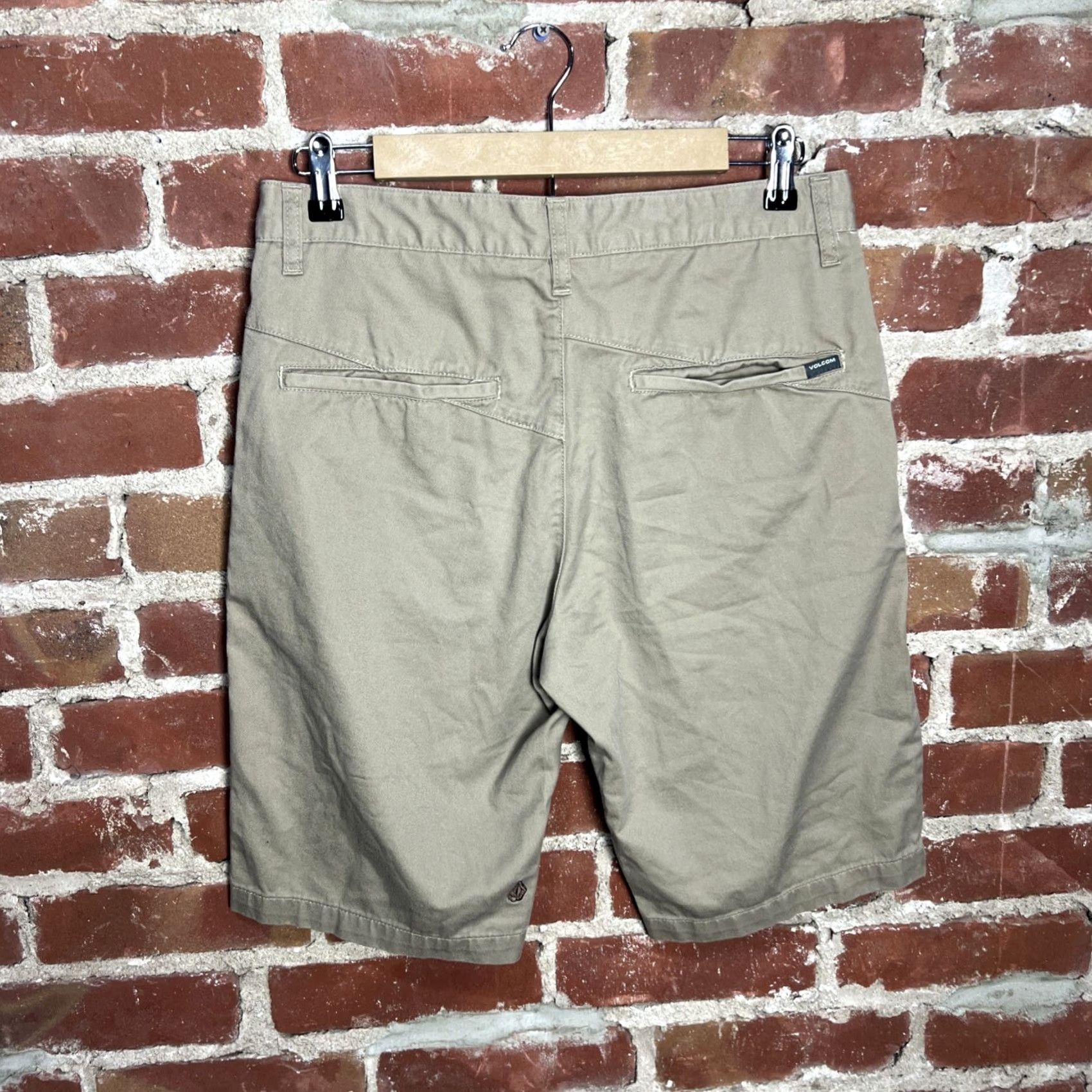 Volcom Volcom Chino Shorts Mens 30 Brown Workwear Logo Skater Preppy Outdoor Casual Size US 30 / EU 46 - 3 Thumbnail