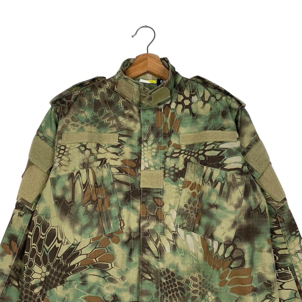 Japanese Brand Japanese Brand Eagle Force Camouflage Army Combat Jacket Size US S / EU 44-46 / 1 - 2 Thumbnail
