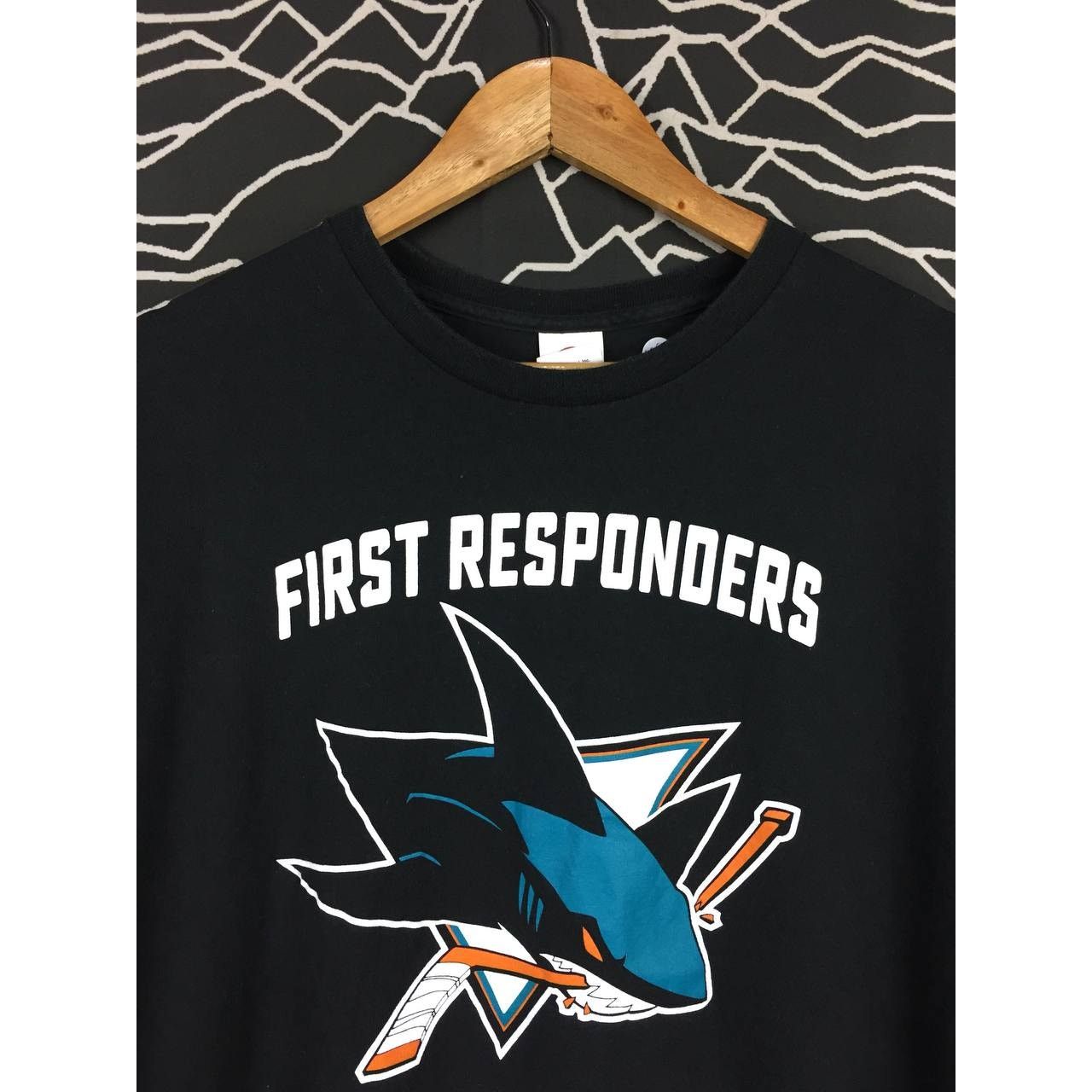 NFL × Sports Specialties × Vintage Vtg Y2K NFL San Jose Sharks Appreciation Night Tee Size US XL / EU 56 / 4 - 3 Thumbnail