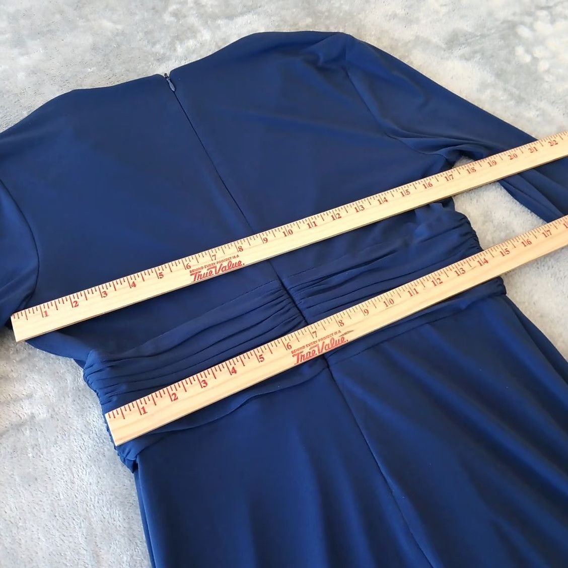 Calvin Klein Calvin Klein Dress Blue Long Sleeve V-Neck Ruched Stretch Knee Length 8 Women Dress Sheath Modern Vintage? Size M / US 6-8 / IT 42-44 - 7 Thumbnail