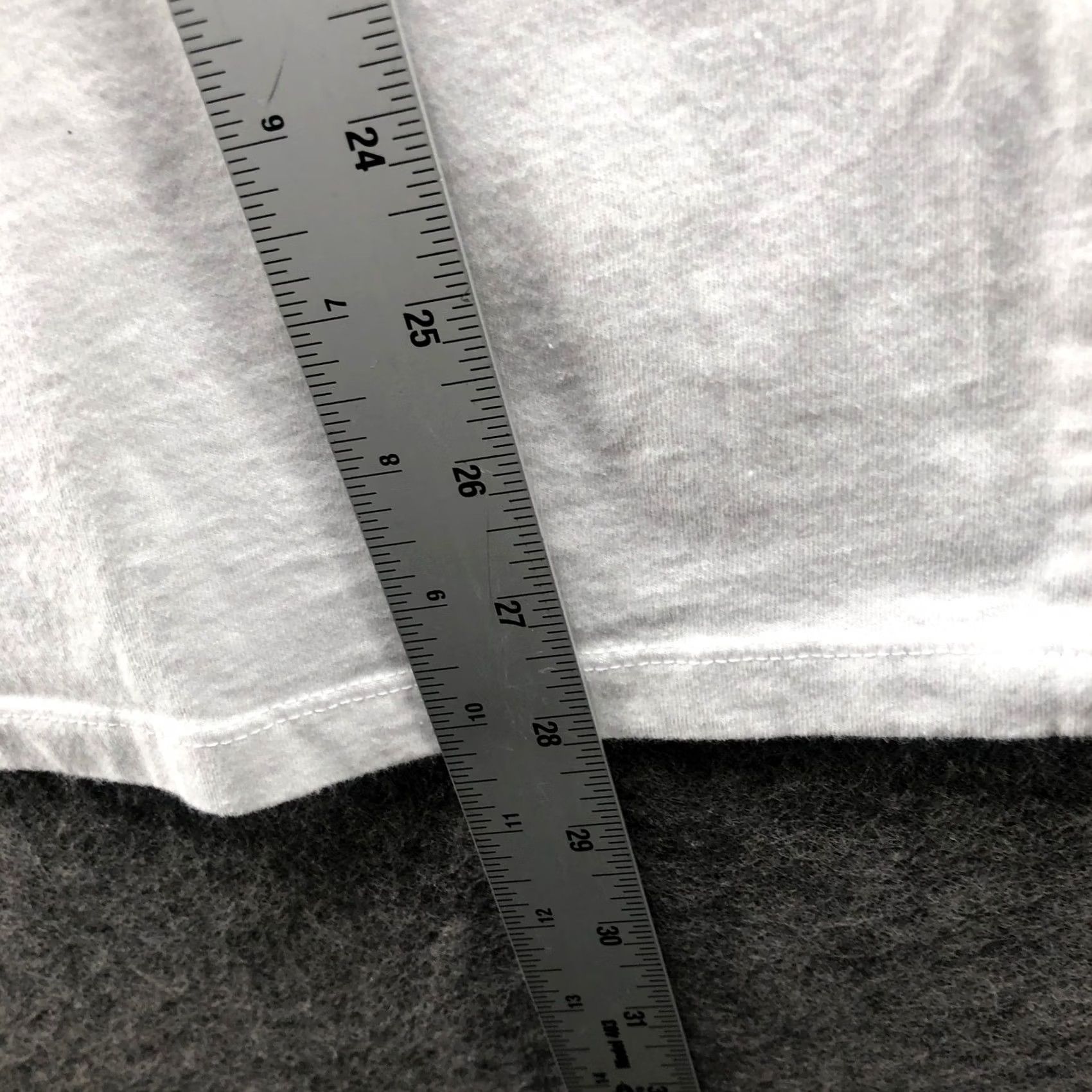 Gap GAP T-Shirt Mens M Short Sleeve V-Neck Cotton Classic Fit White Size US M / EU 48-50 / 2 - 8 Thumbnail