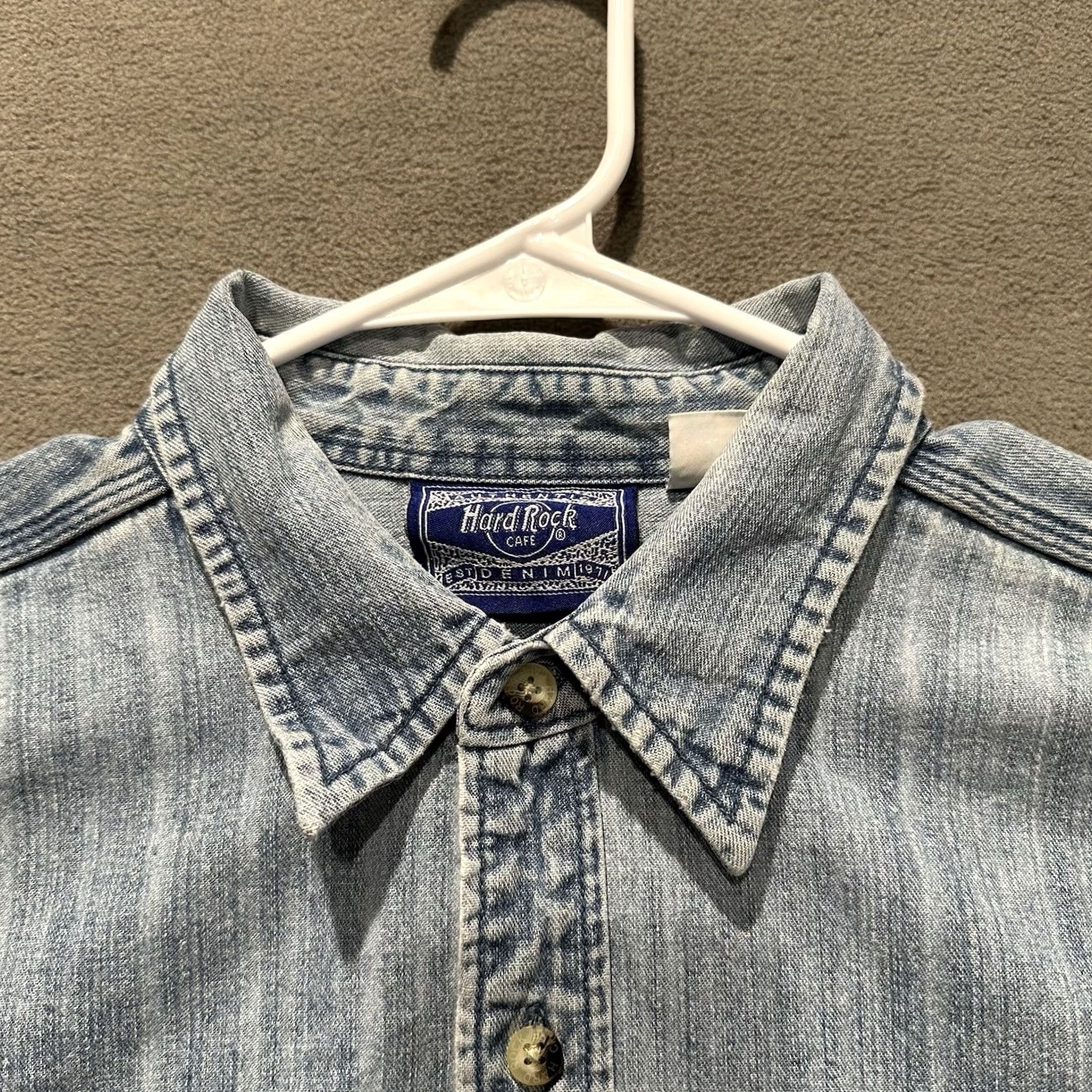 Hard Rock Cafe Vintage Hard Rock Cafe Shirt Mens XL Blue Denim Embroidered Orlando Button Up Size US XL / EU 56 / 4 - 5 Thumbnail