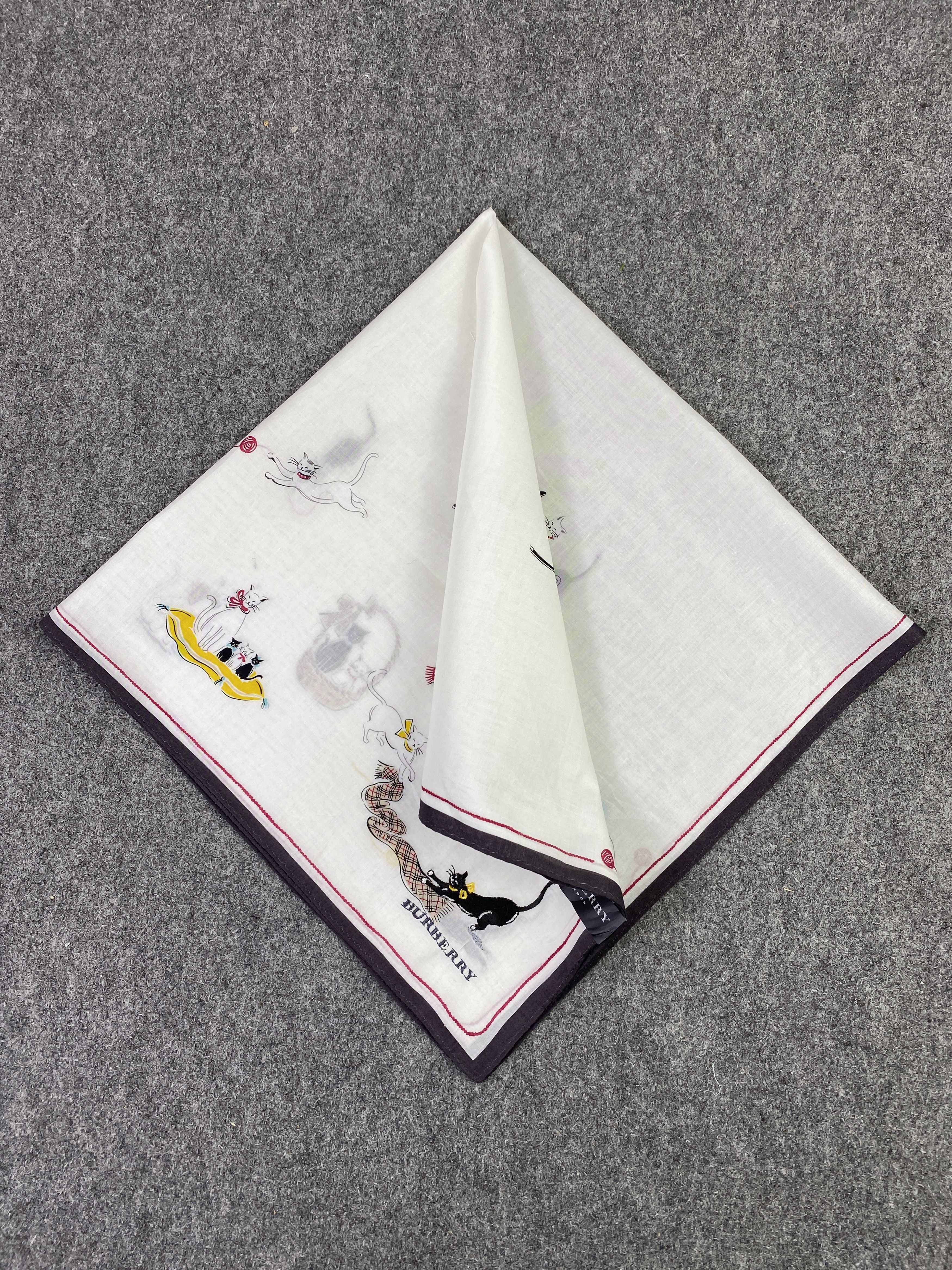 Burberry NWT Burberry Handkerchief / Neckerchief KT0195 Size ONE SIZE - 3 Thumbnail