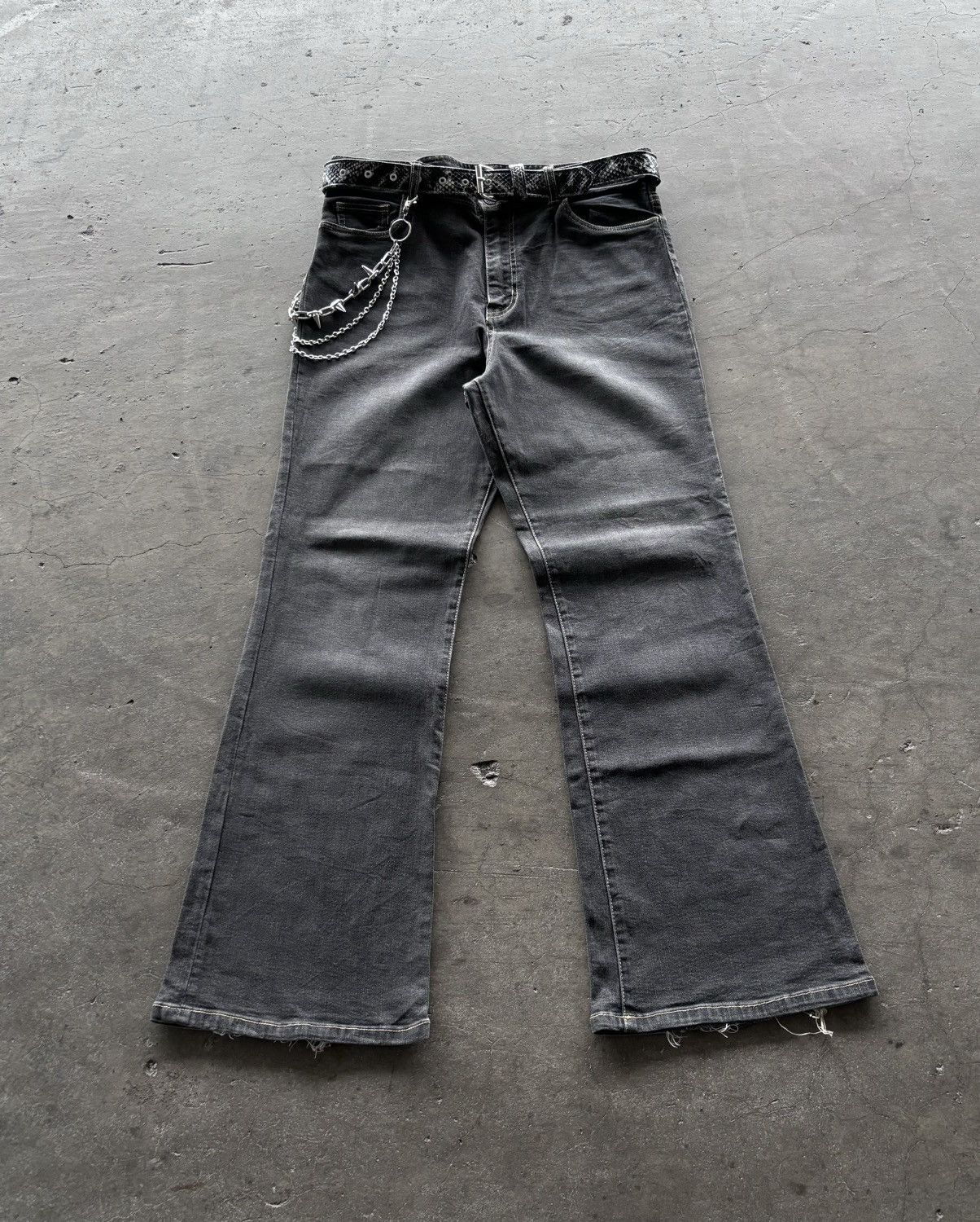 14th Addiction × Japanese Brand × KMRii 2000s Facile Washed Black Flared Denim Pants Size US 32 / EU 48 - 2 Thumbnail